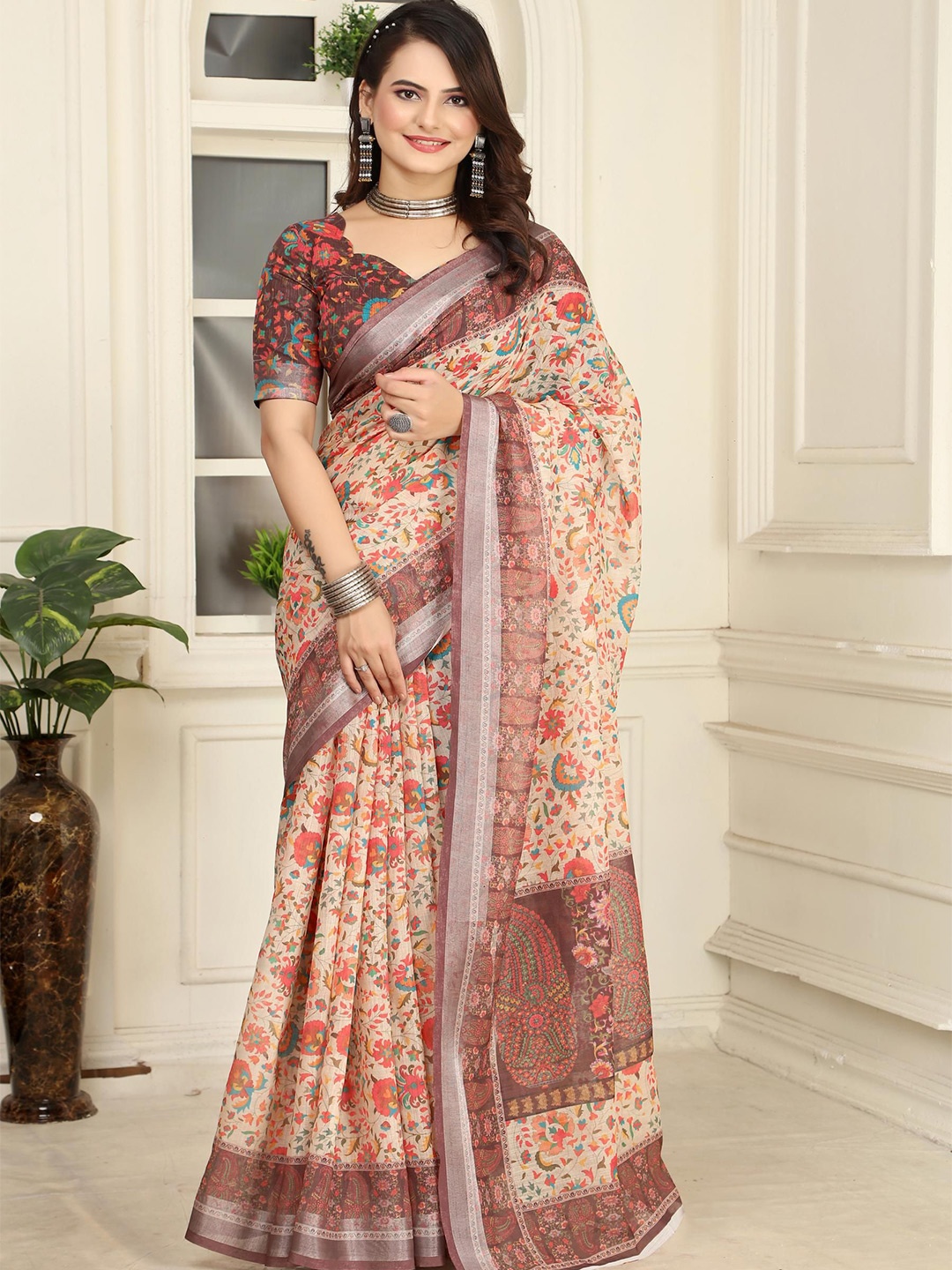 

Quelea Floral Zari Linen Blend Khadi Saree, Cream