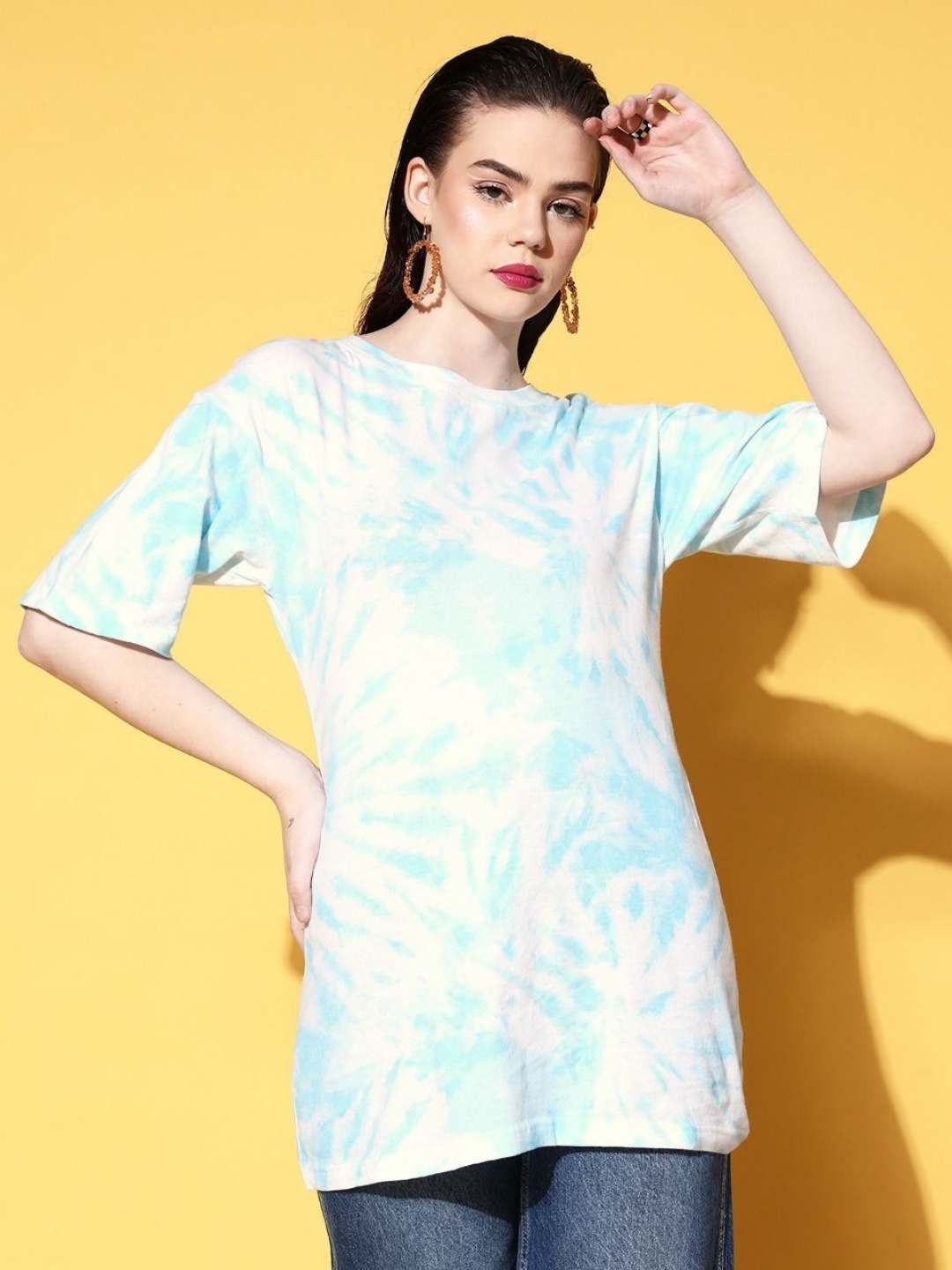 

Berrylush Women Tie and Dye Printed Drop-Shoulder Sleeves T-shirt, White