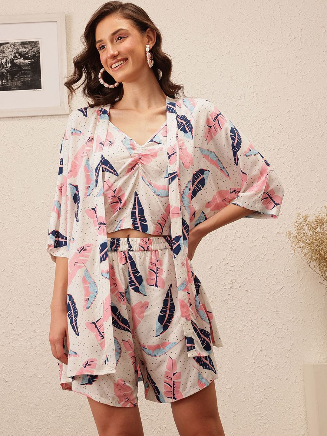 

BAESD Printed V Neck Top Jacket With Shorts Co-Ords, White