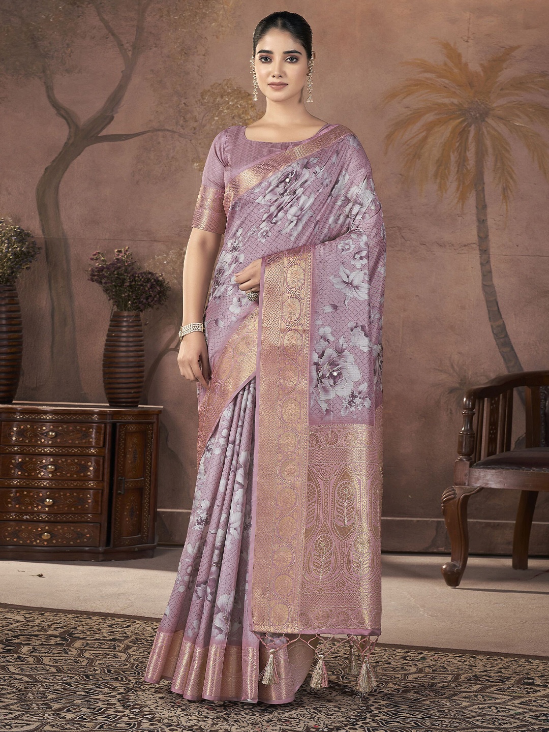 

TASRIKA Floral Zari Pure Silk Banarasi Saree, Pink