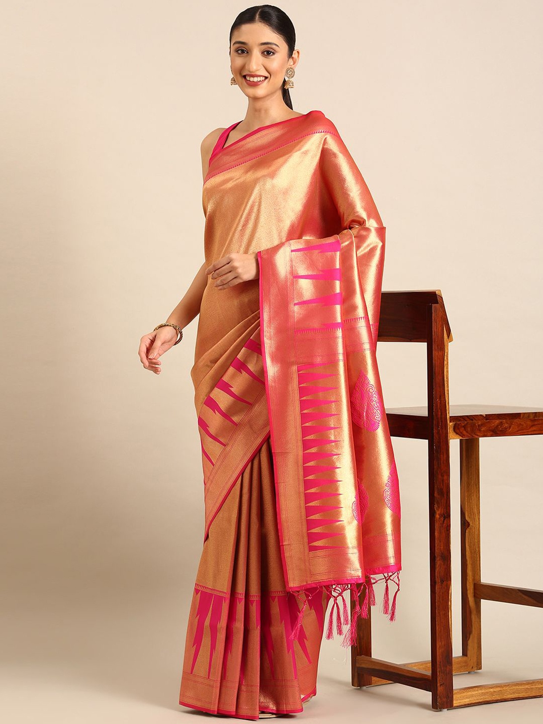 

DIVASTRI Woven Design Zari Silk Blend Designer Banarasi Saree, Pink