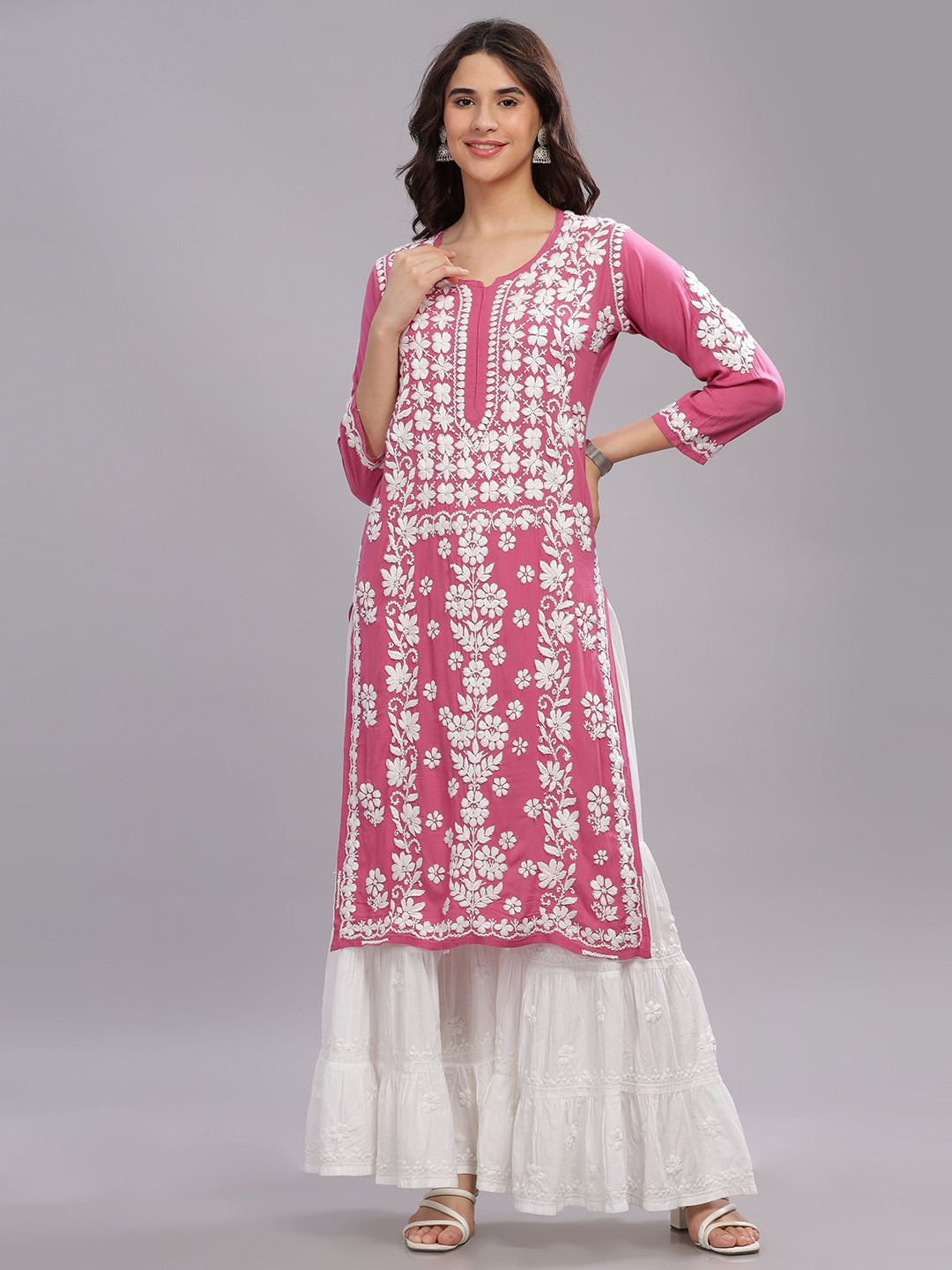 

Club Loom Floral Embroidered Notch Neck Chikankari Pure Cotton Straight Kurta, Pink