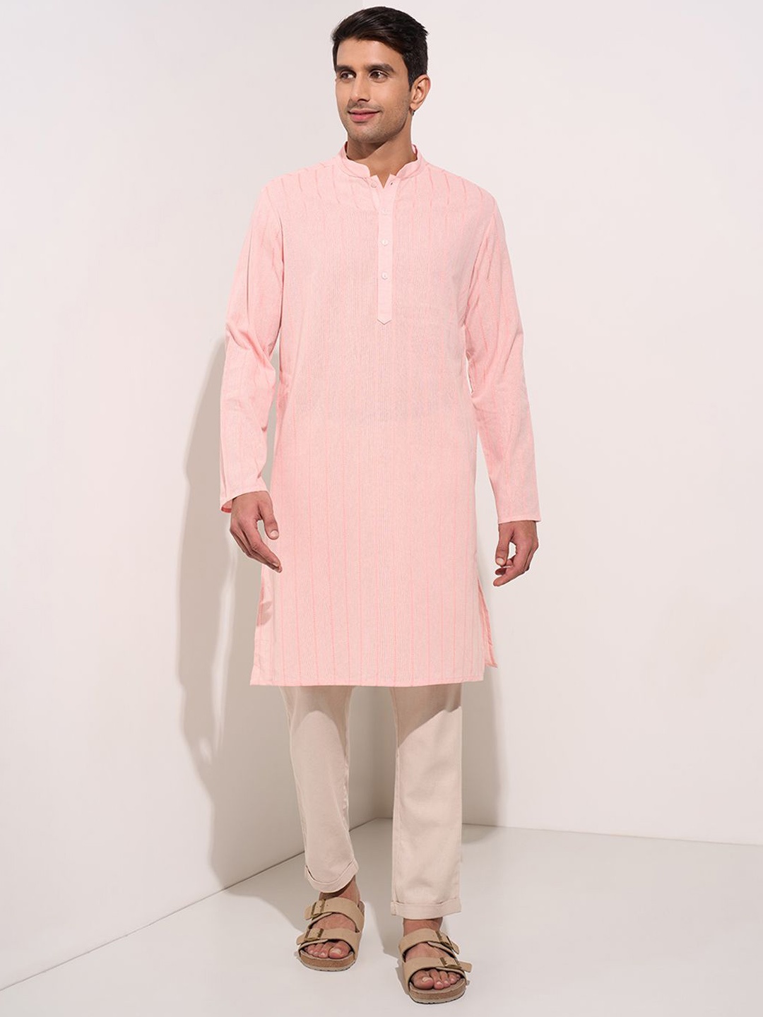 

iindus route by Pantaloons Striped Printed Mandarin Collar Straight Kurta, Peach