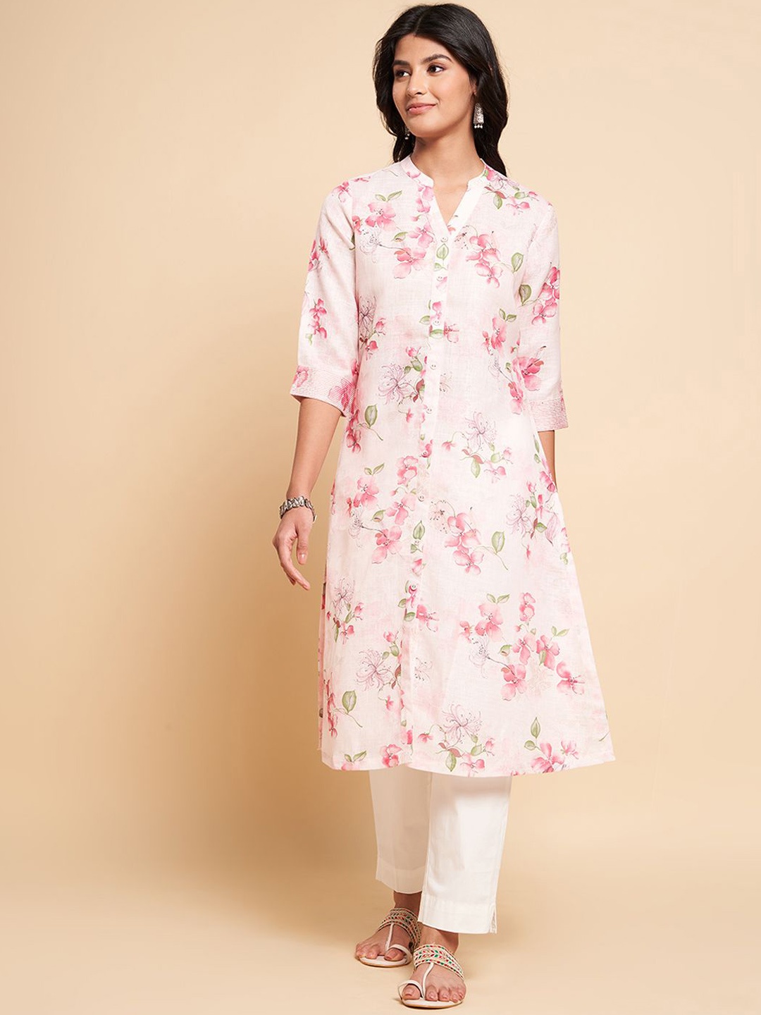 

RANGMANCH BY PANTALOONS Floral Printed Mandarin Collar A-Line Kurta, White