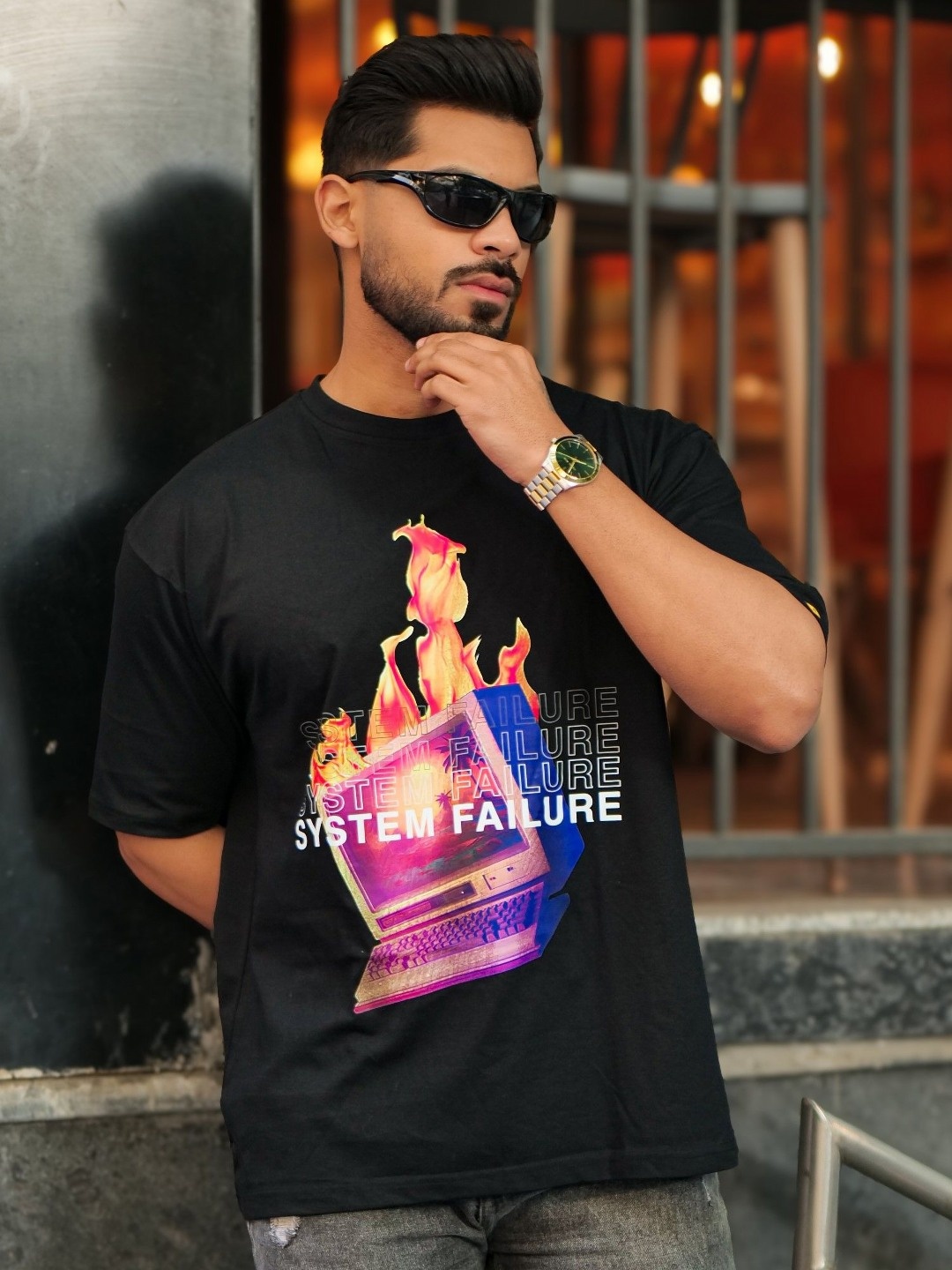 

Maniac Men Printed T-shirt, Black