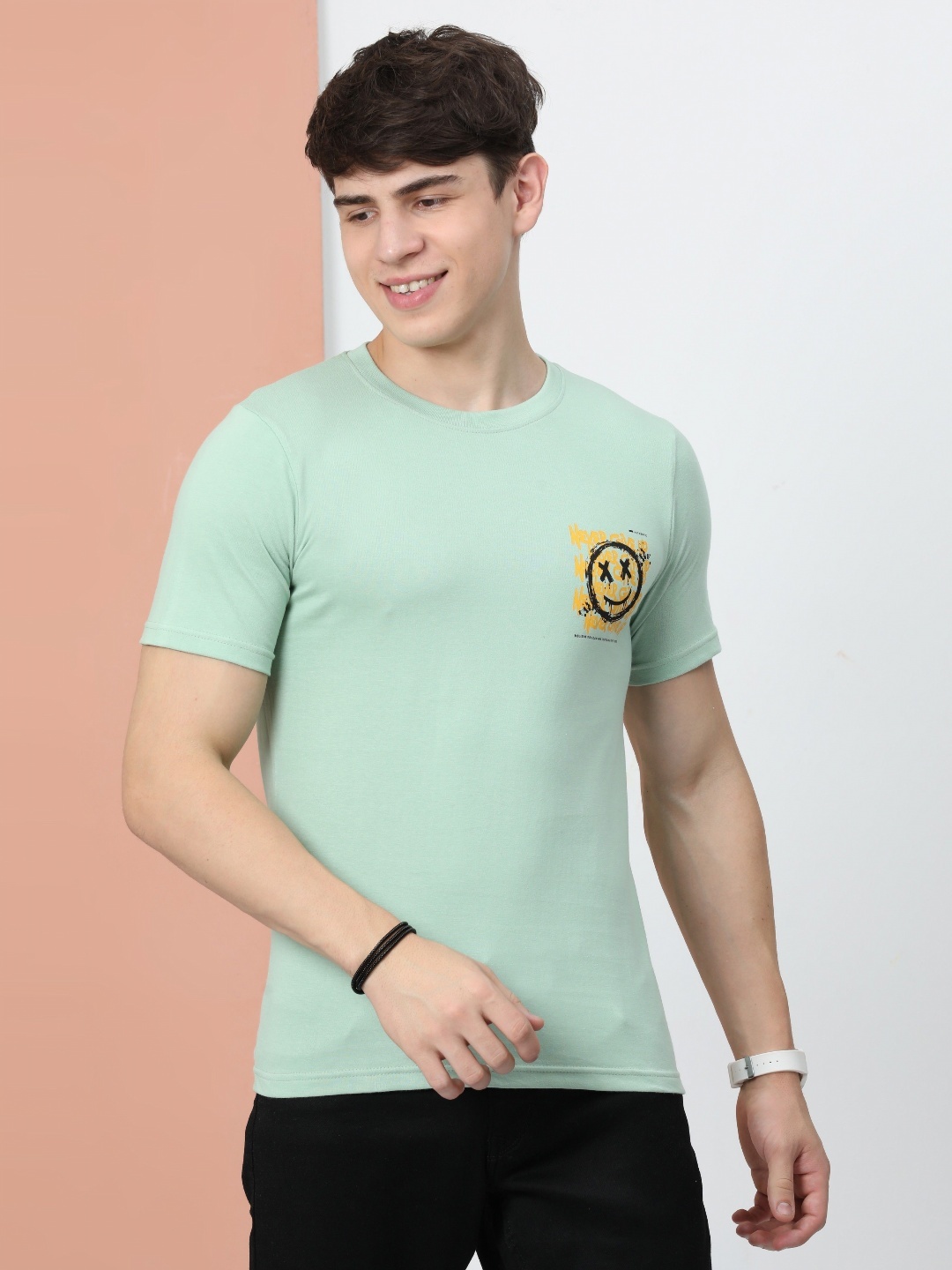 

Quco Men Graphic Printed Biowashed Round Neck Cotton Tshirt, Green