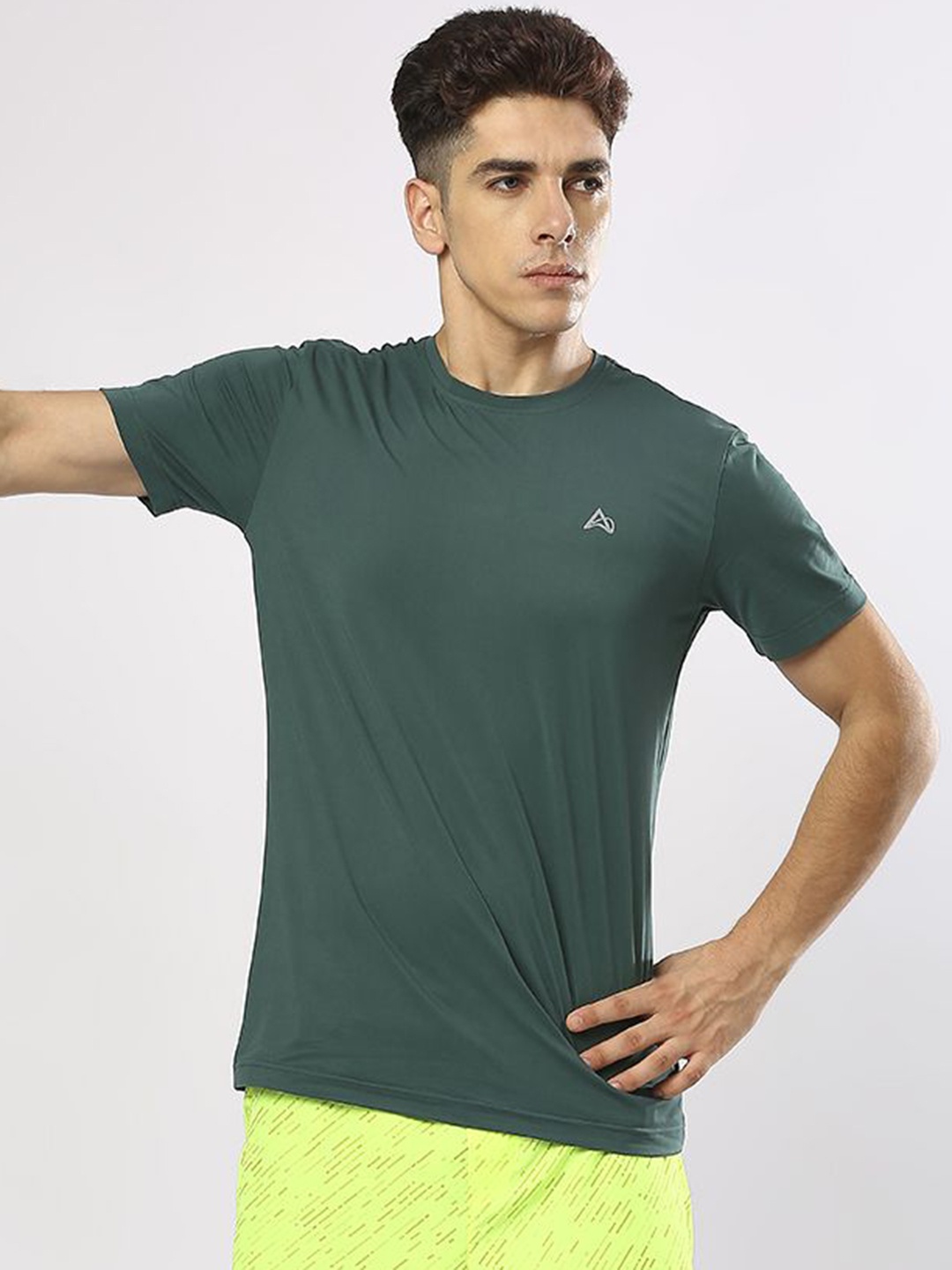 

AGUANTE Men Dri-FIT T-shirt, Green