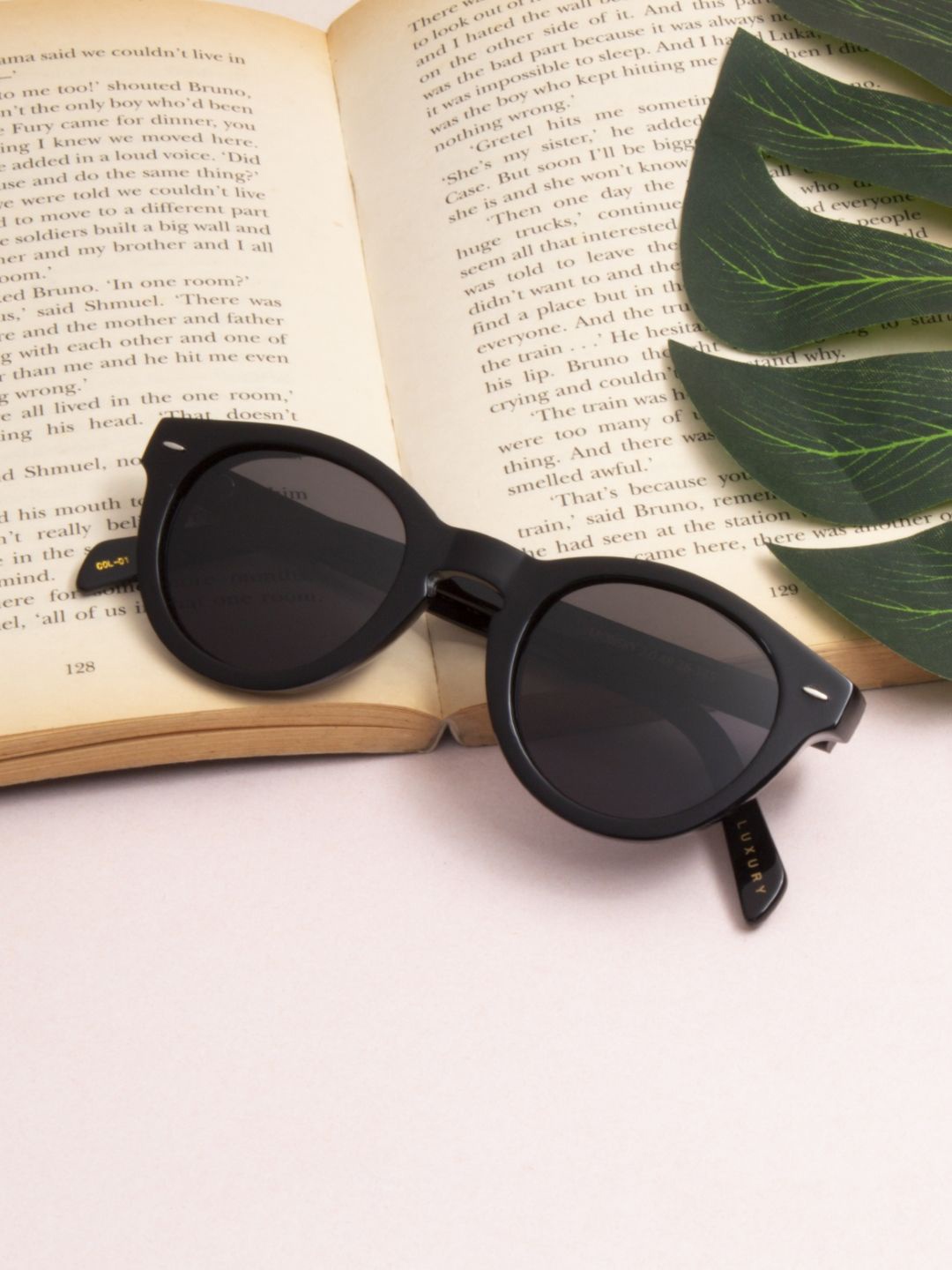 

Ted Smith Premium Acetate Unisex Round Sunglasses with Polarised Lens, Black