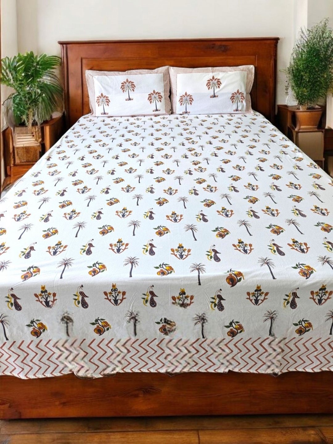 

Feels Like Home White & Brown Floral King Bedsheet with 2 Pillow Covers