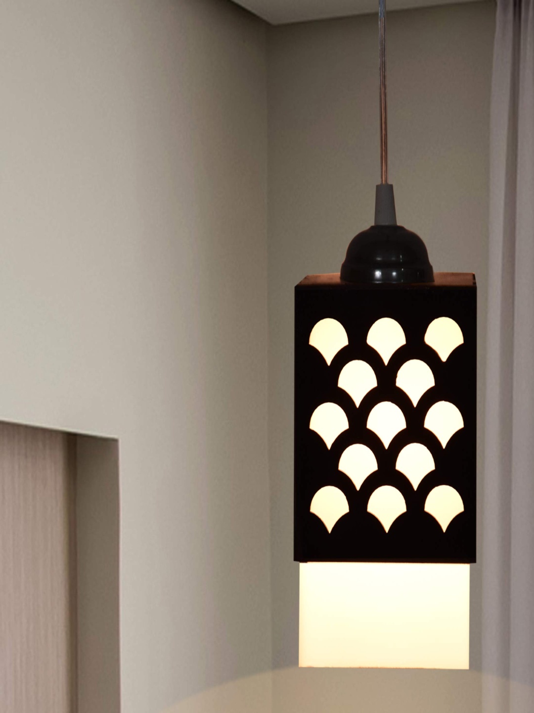 

Gojeeva Black & White Textured Wood Square Shaped Wall Lamp