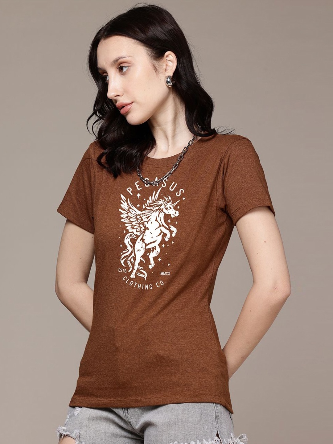 

Moda Rapido Women Printed Pockets T-shirt, Mustard