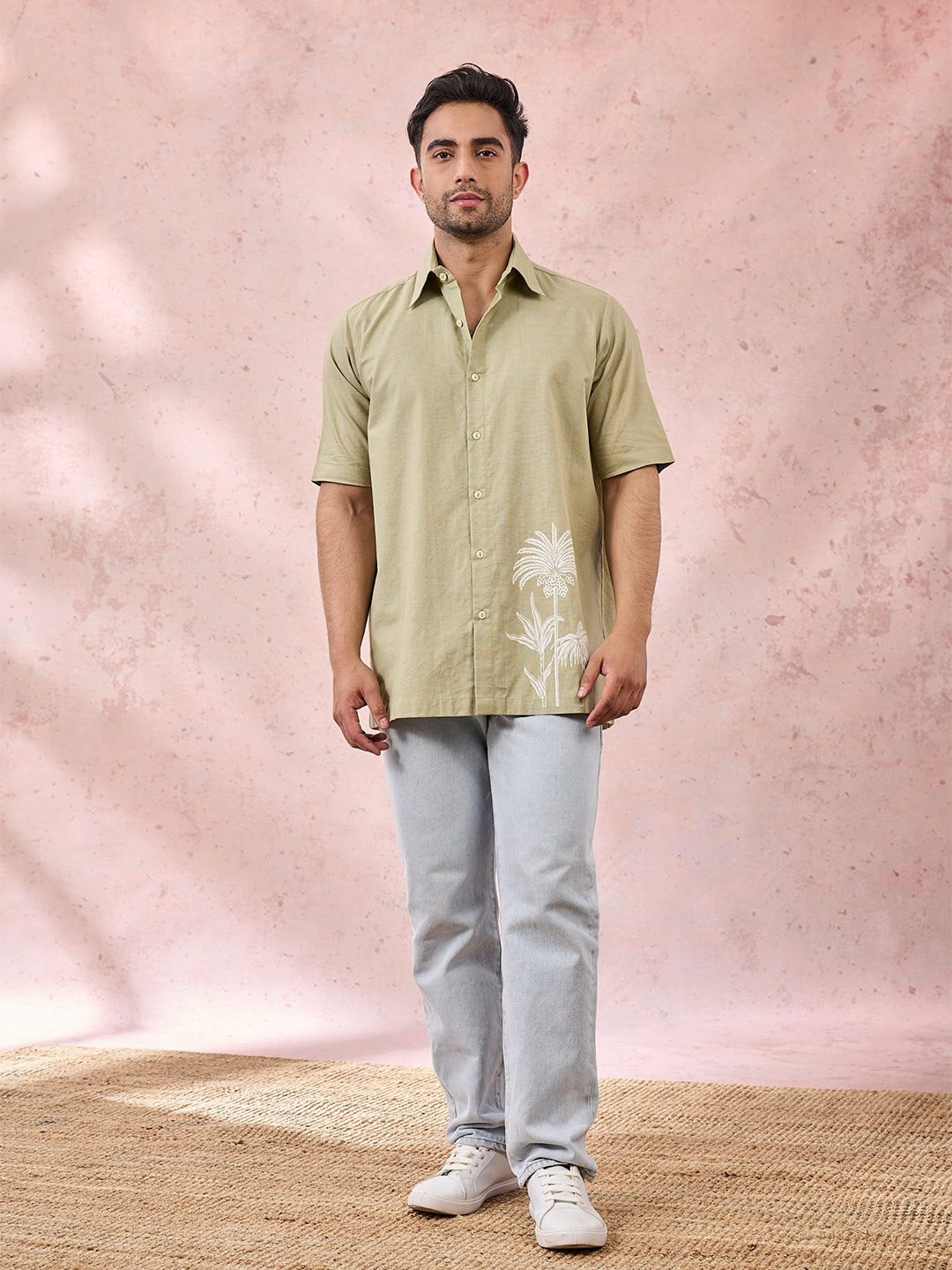 

Masaba Men Relaxed Opaque Printed Casual Shirt, Green