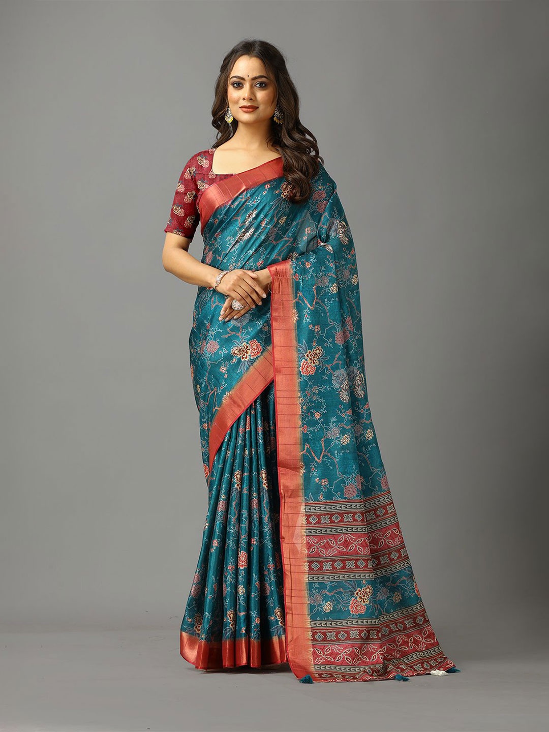 

VIRENDRA TEXTILES Floral Zari Saree, Turquoise blue