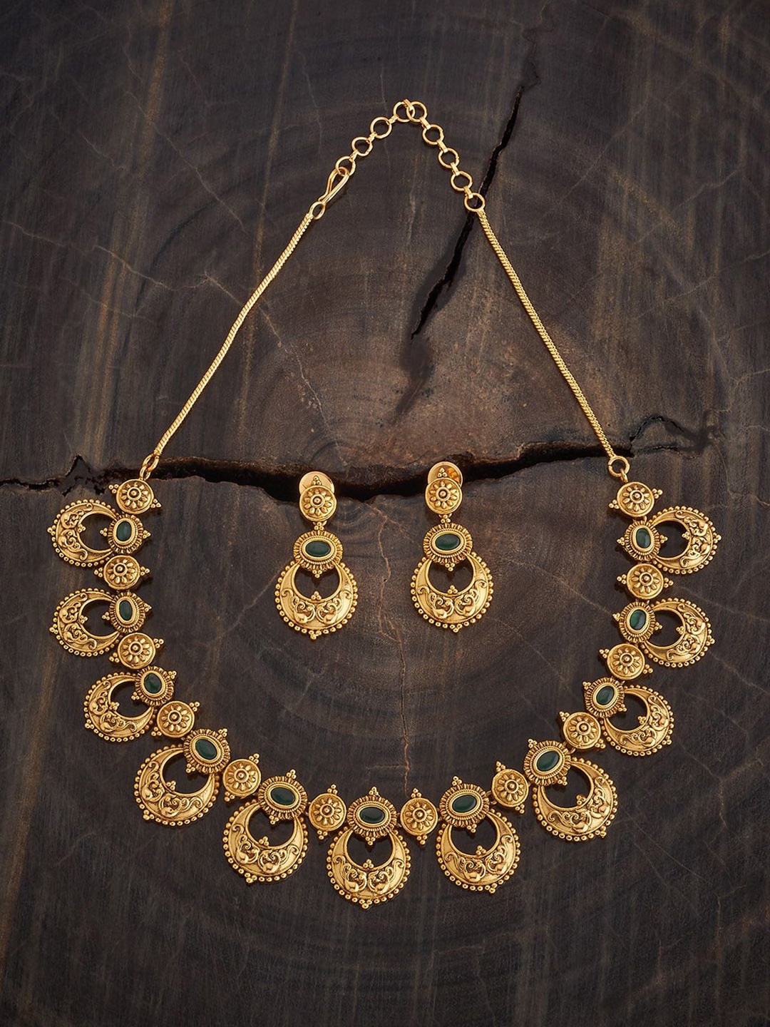 

Kushal's Fashion Jewellery Gold-Plated Artificial Stones Ethnic Antique Jewellery Set