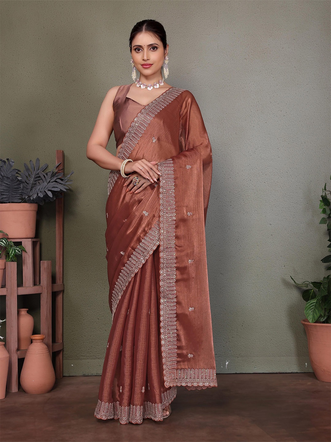 

ALAGINI Ethnic Motifs Embroidered Organza Saree, Brown