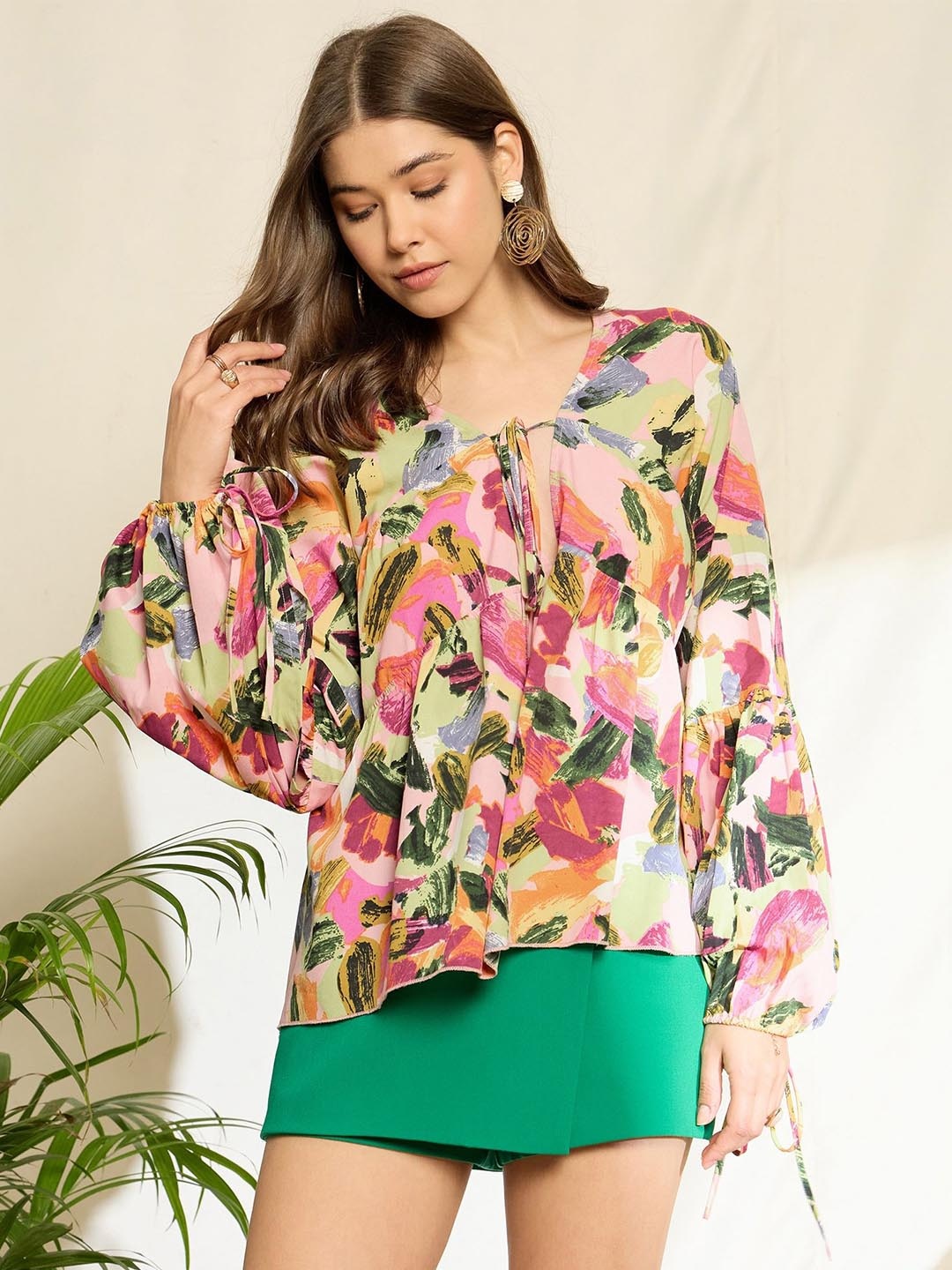 

Berrylush Print Bishop Sleeves Ruffles Peplum Top, Pink