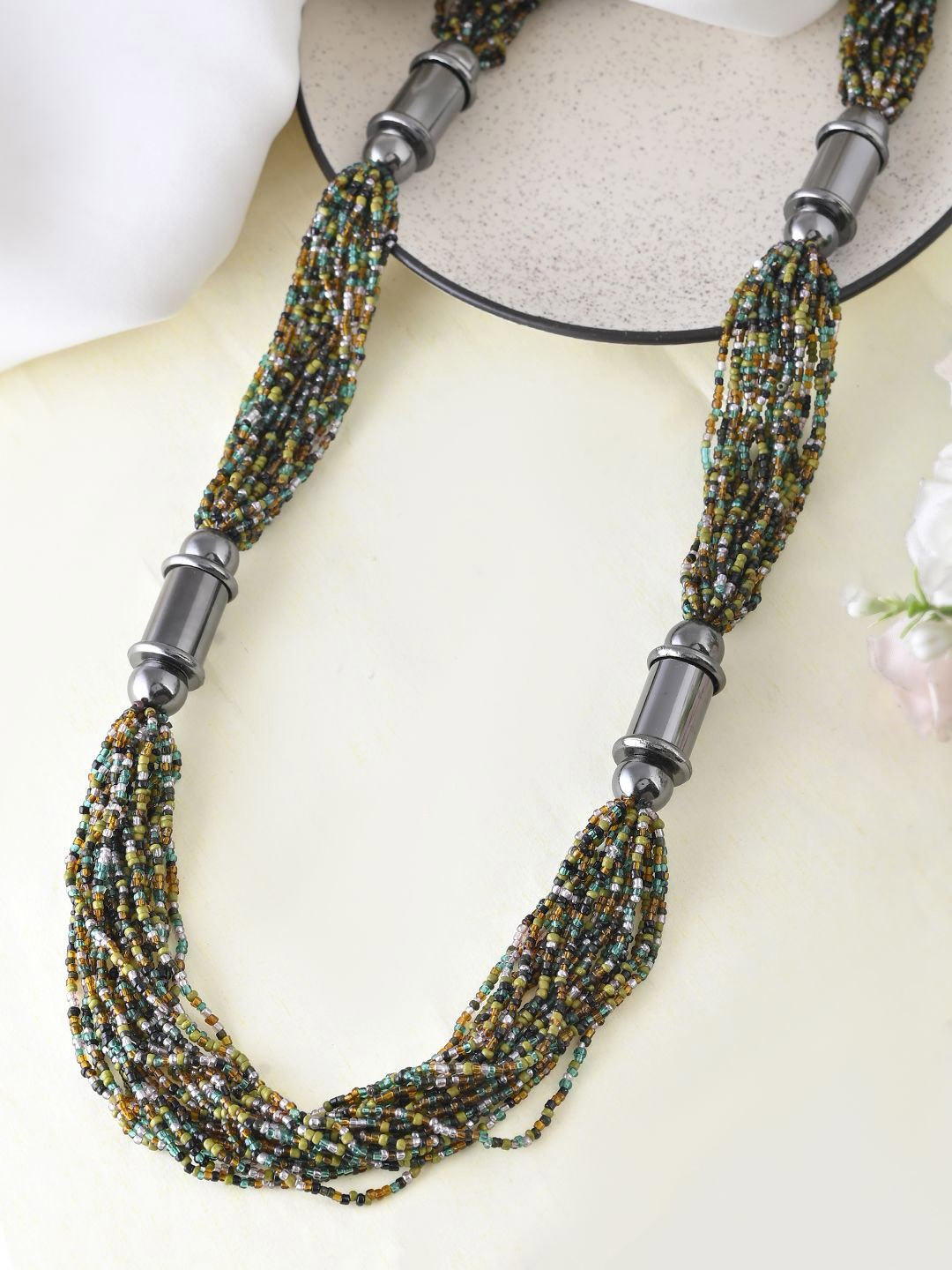

RICHEERA Silver-Plated Artificial Beaded Necklace, Black
