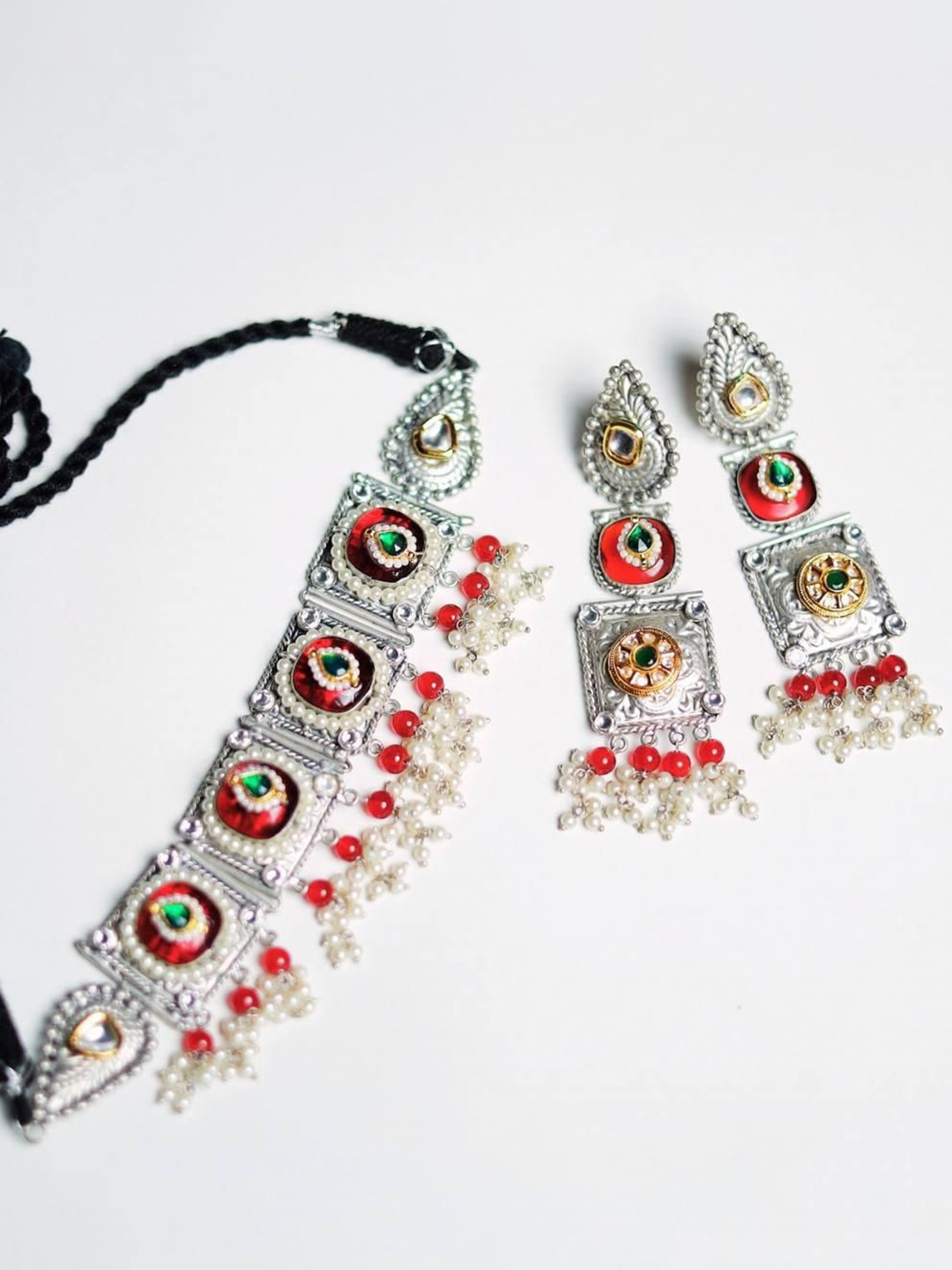 

ADC SHEMONA German Silver-Plated Artificial Stone-Studded & Beaded Jewellery Set