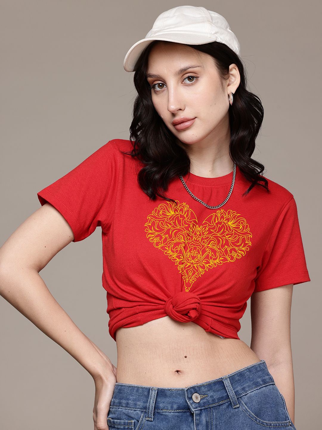 

Moda Rapido Women Printed Pockets T-shirt, Red