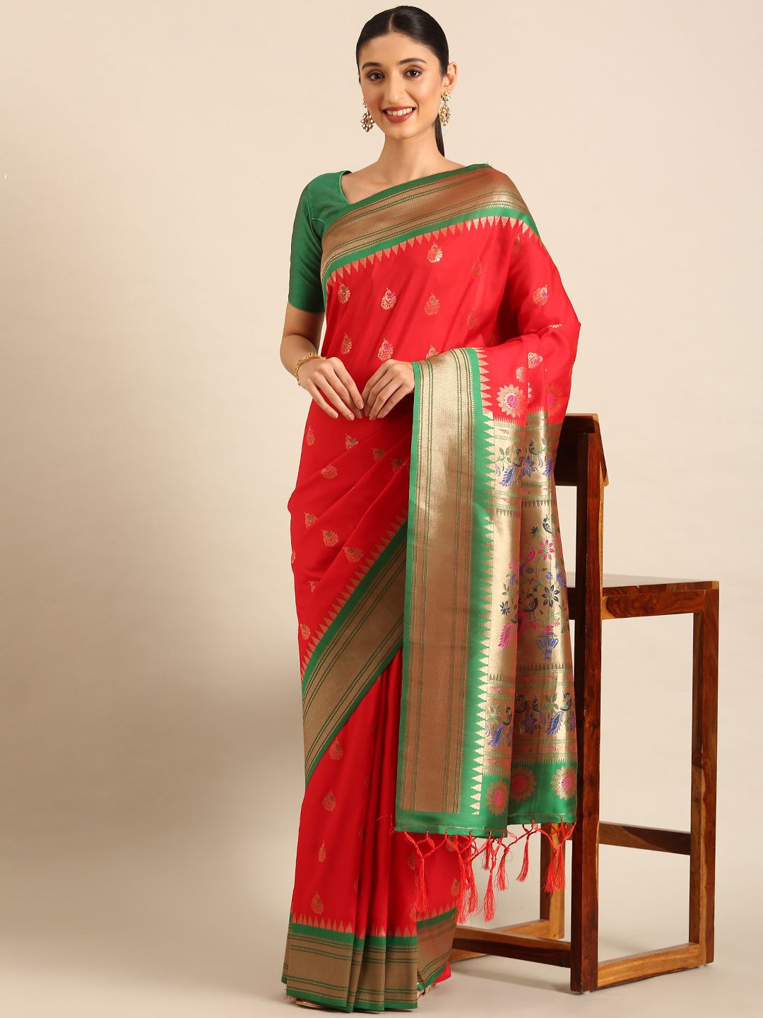 

DIVASTRI Woven Design Zari Silk Blend Paithani Saree, Red