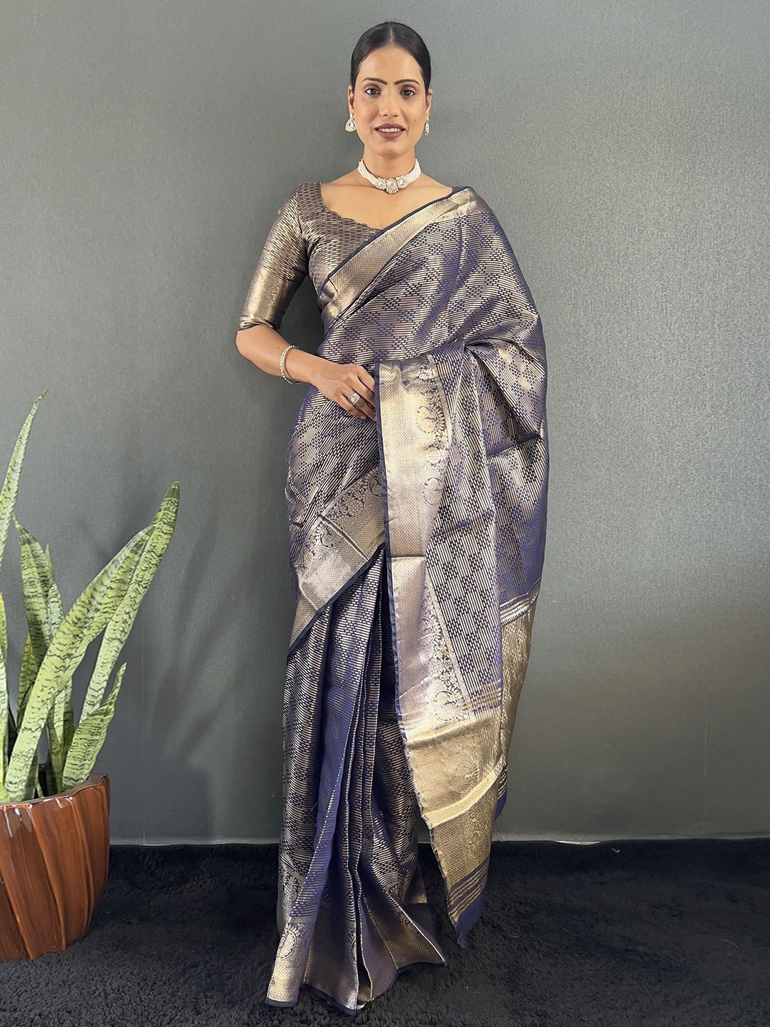 

LeeliPeeri Designer Woven Design Zari Organza Kanjeevaram Saree, Blue