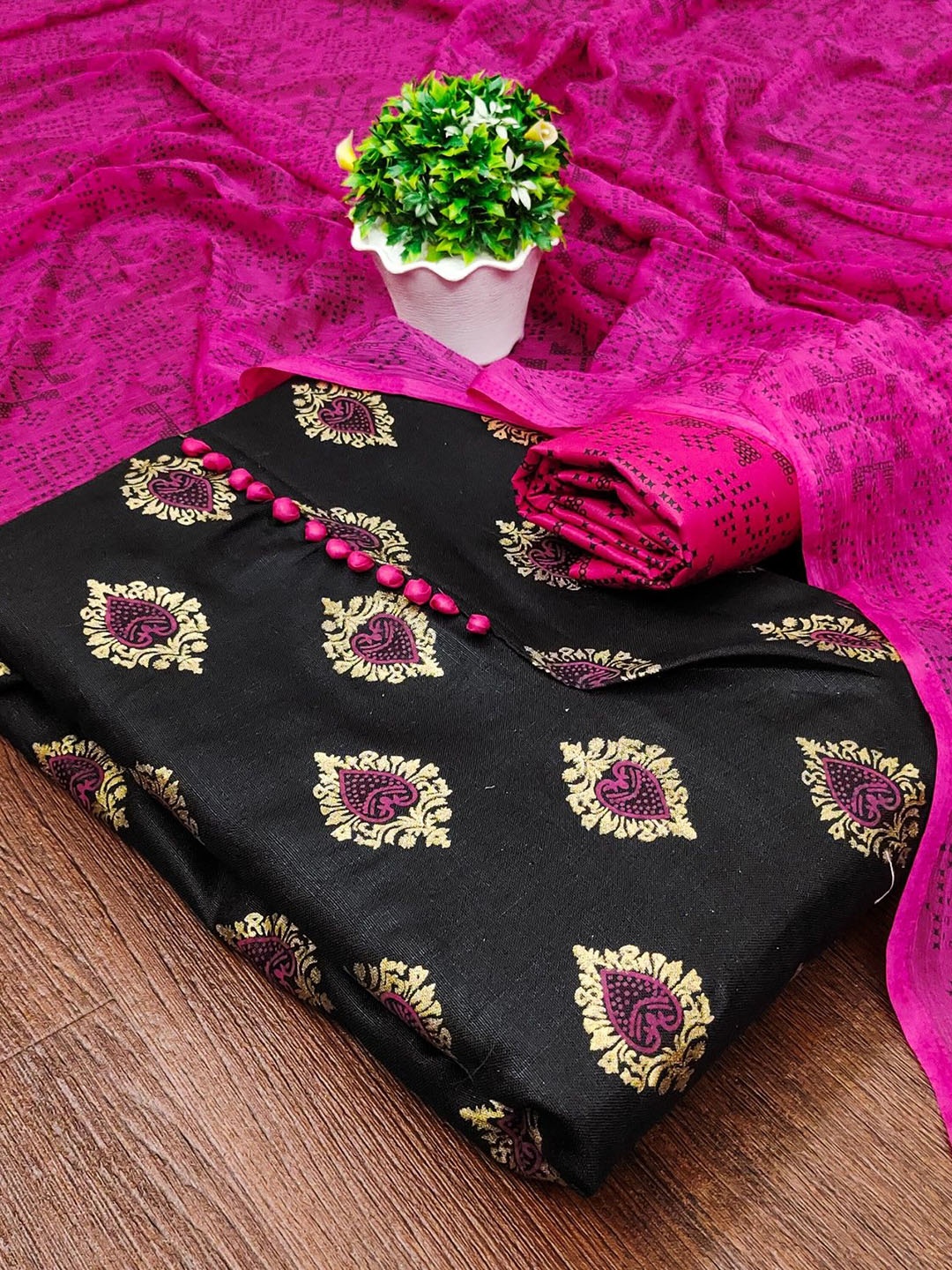 

Rangtulika Ethnics Motifs Printed Unstitched Dress Material, Pink