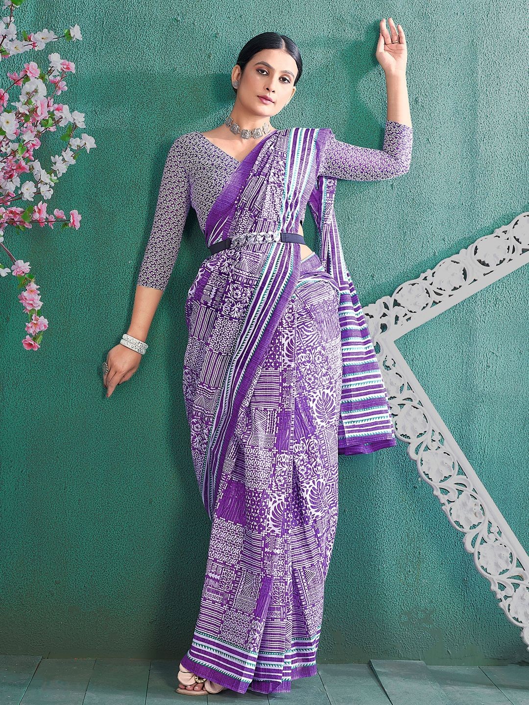 

Anouk Rustic Floral Bagru Saree, Purple