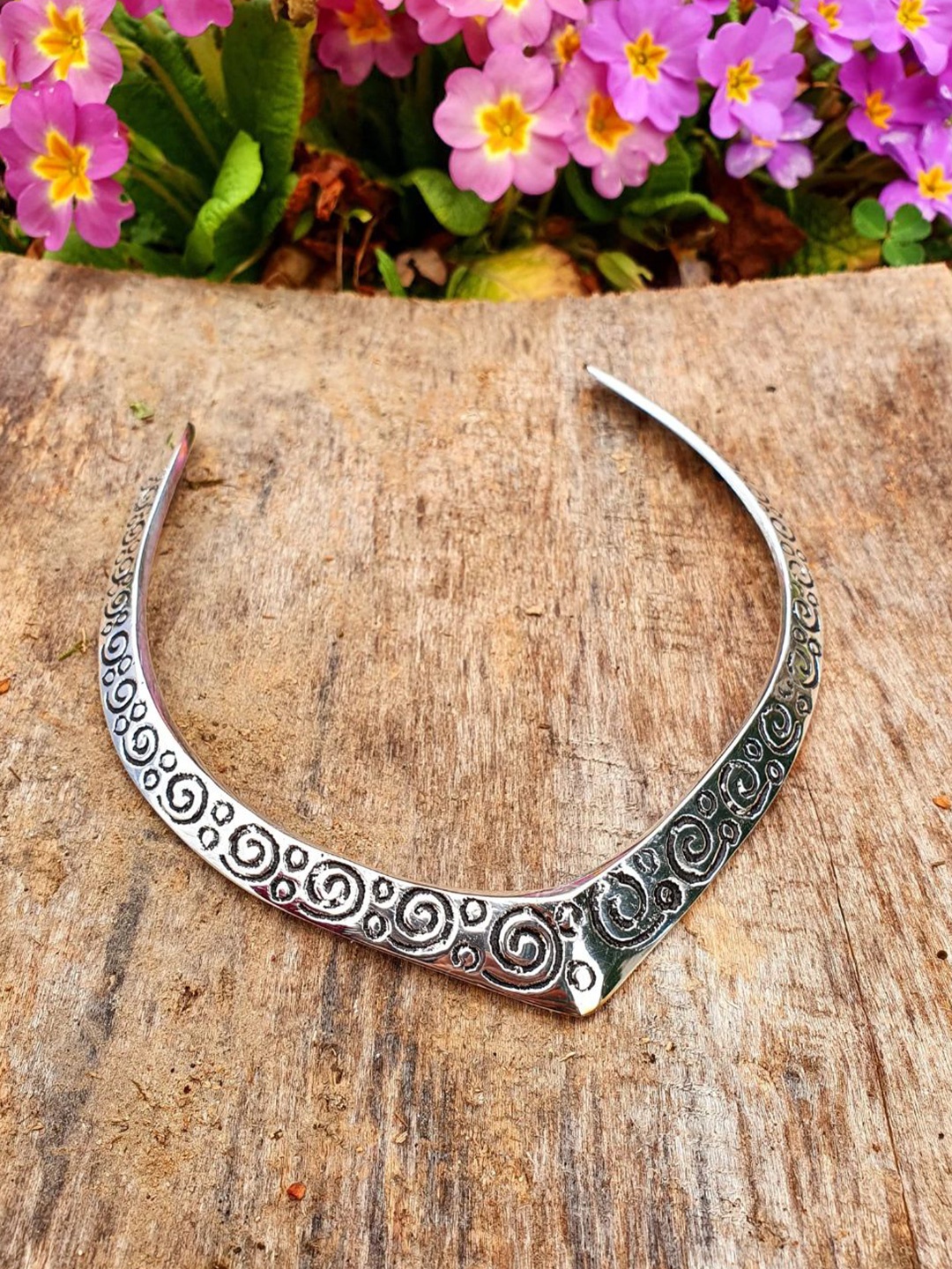 

NVR Women German Silver-Plated Oxidized Statement Collar Choker Necklace