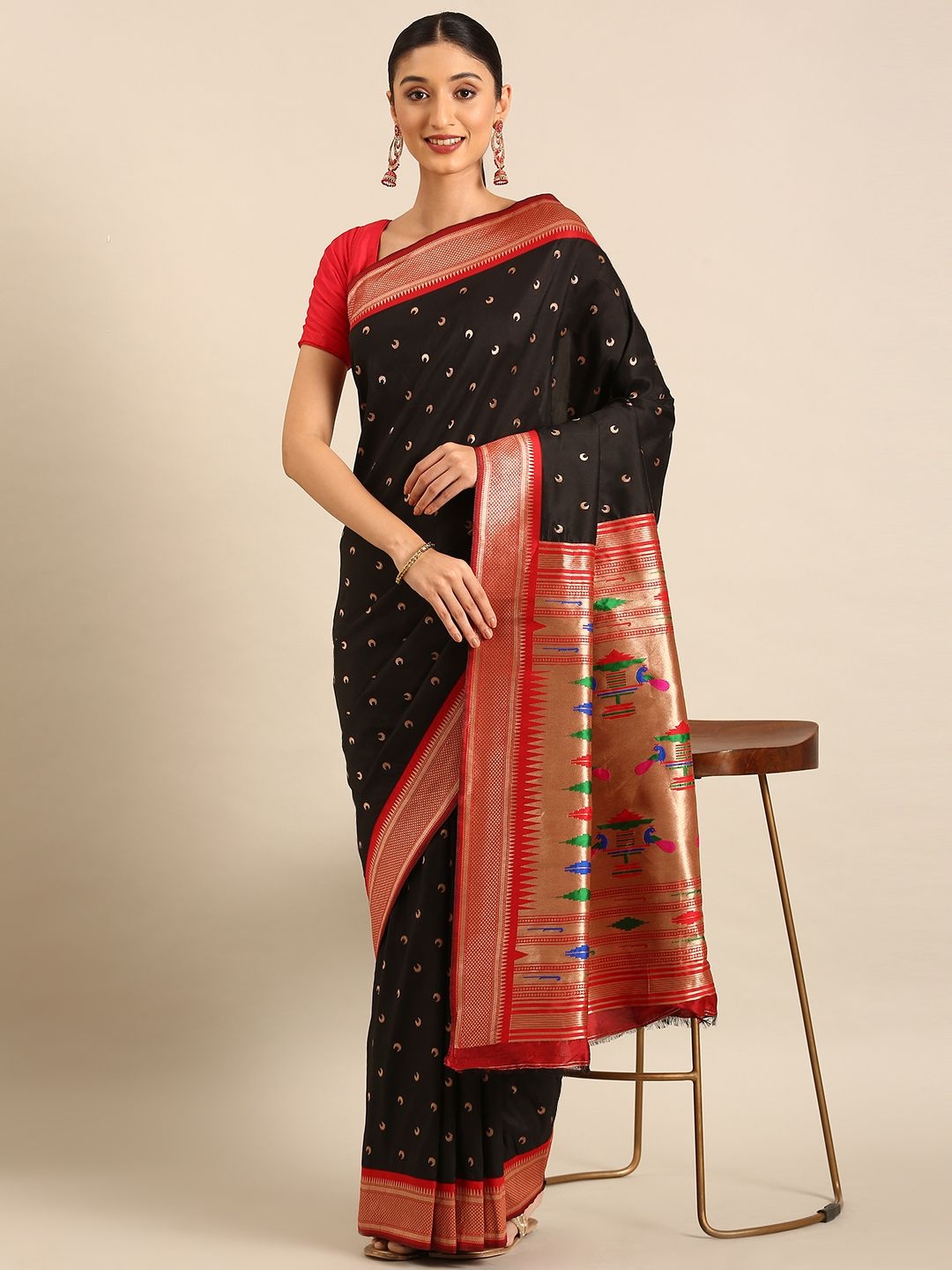 

DIVASTRI Woven Design Zari Silk Blend Paithani Saree, Black