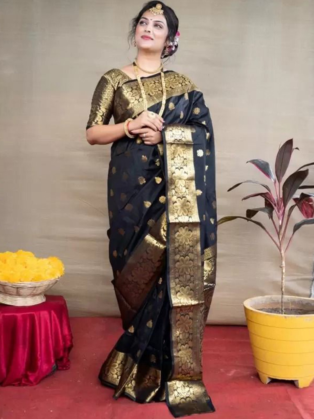

KALINI Woven Design Zari Pure Silk Kanjeevaram Saree, Black