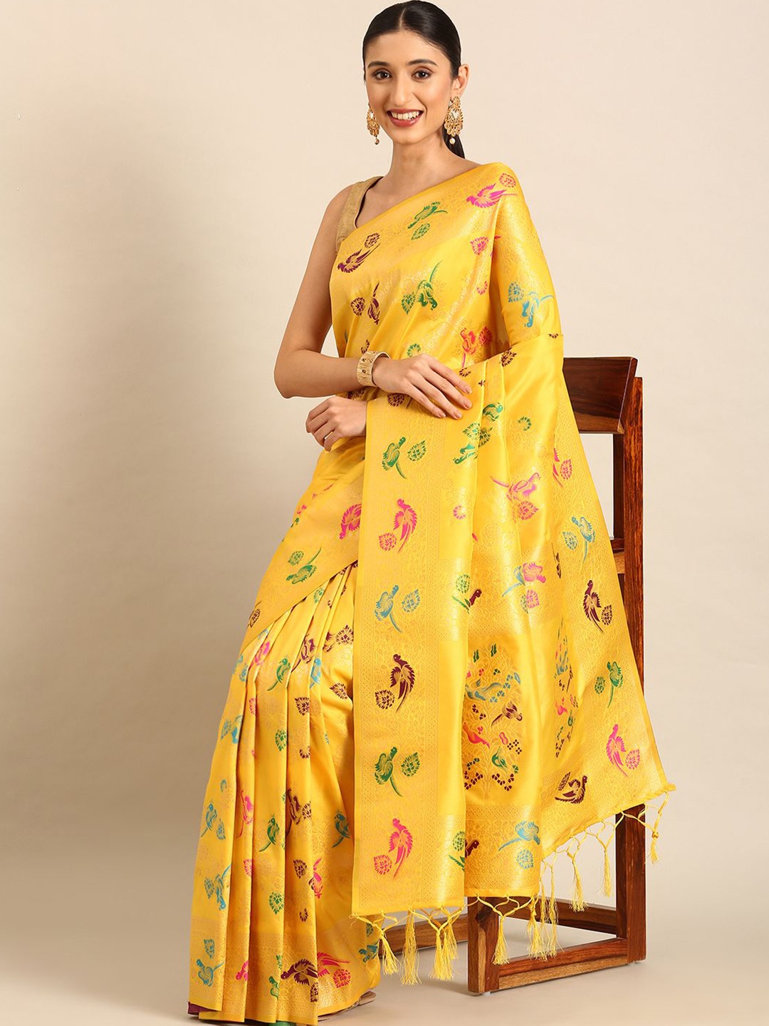

DIVASTRI Woven Design Zari Silk Blend Banarasi Saree, Yellow