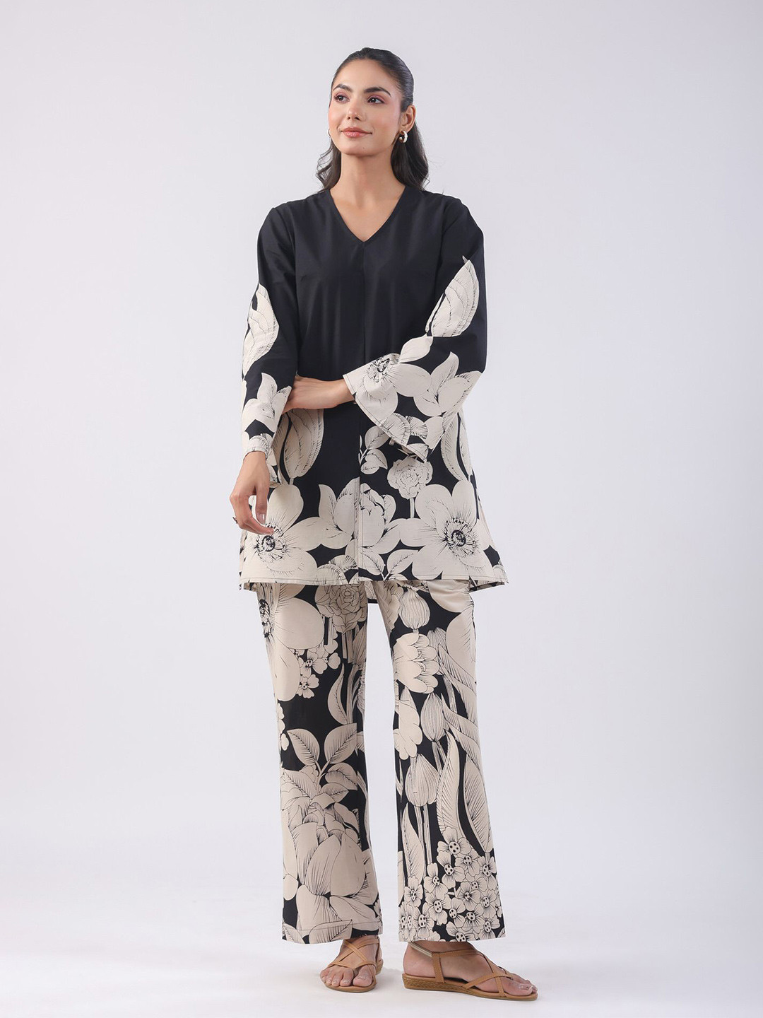 

JISORA Printed V-Neck Pure Cotton Tunic With Trousers Co-Ords Set, Black