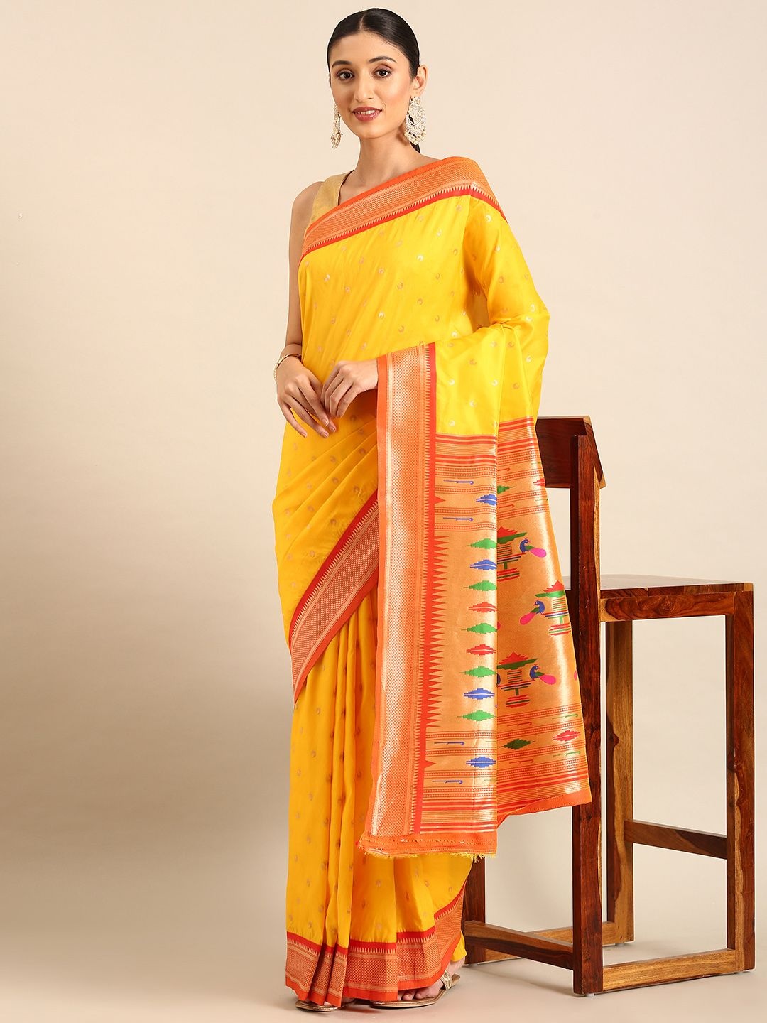 

DIVASTRI Woven Design Zari Silk Blend Paithani Saree, Yellow