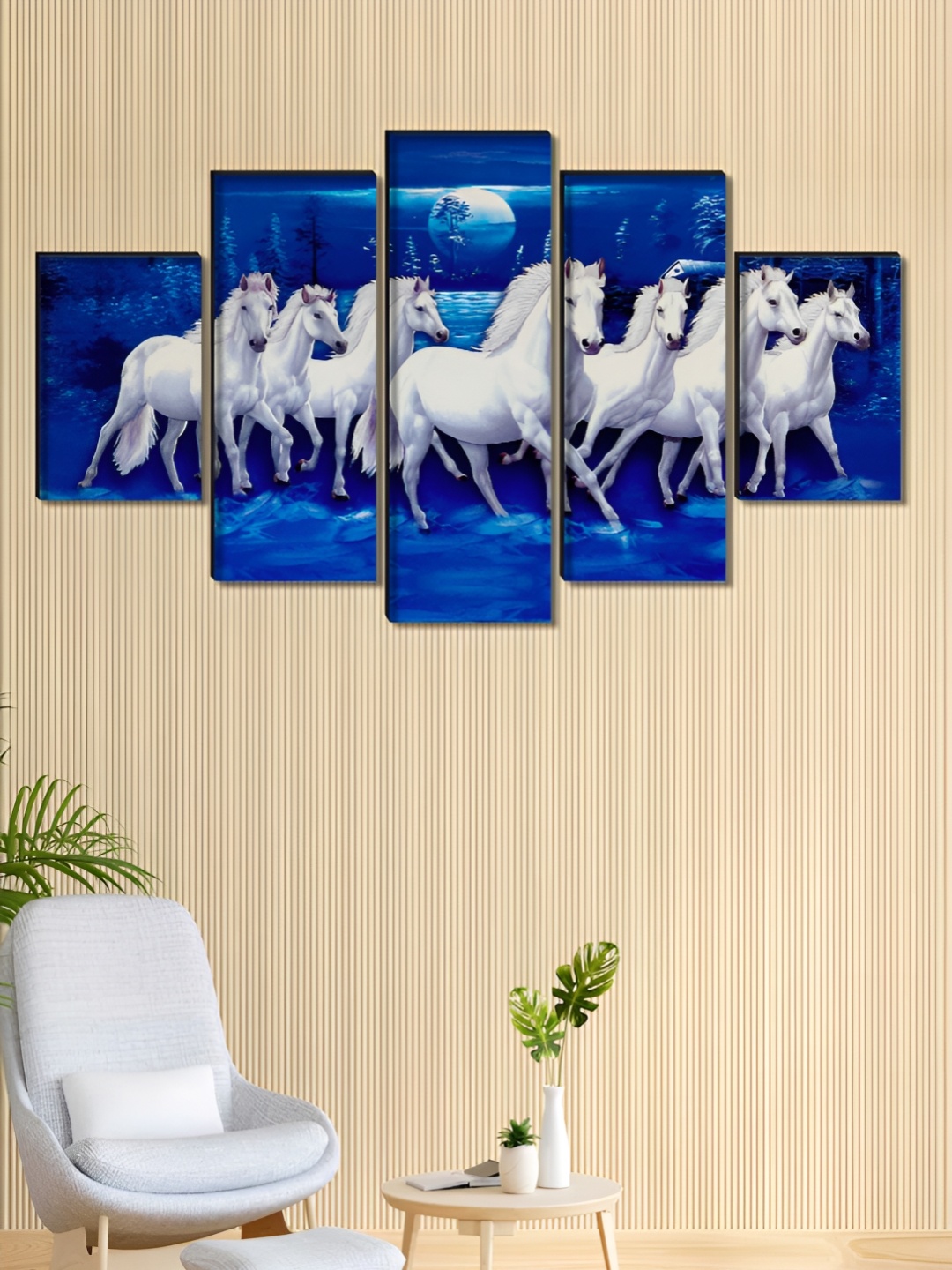 

Aura Blue & White 5 Pieces Seven Horse Printed Wooden Paintings Wall Art