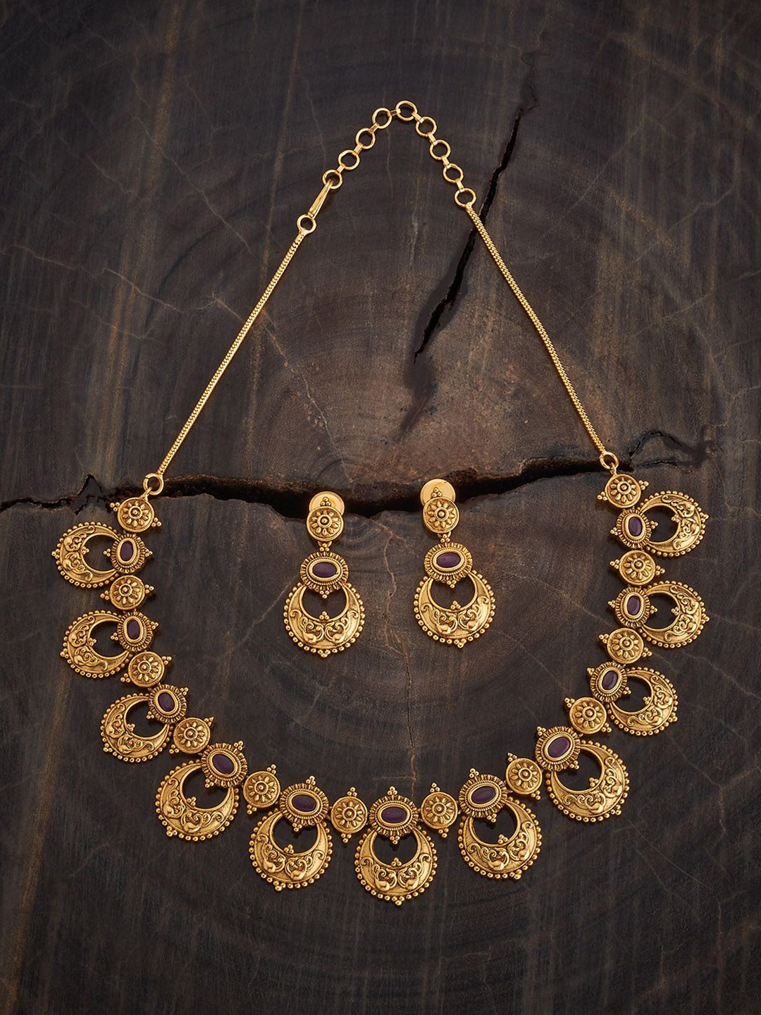 

Kushal's Fashion Jewellery Gold-Plated Ruby Ethnic Antique Jewellery Set