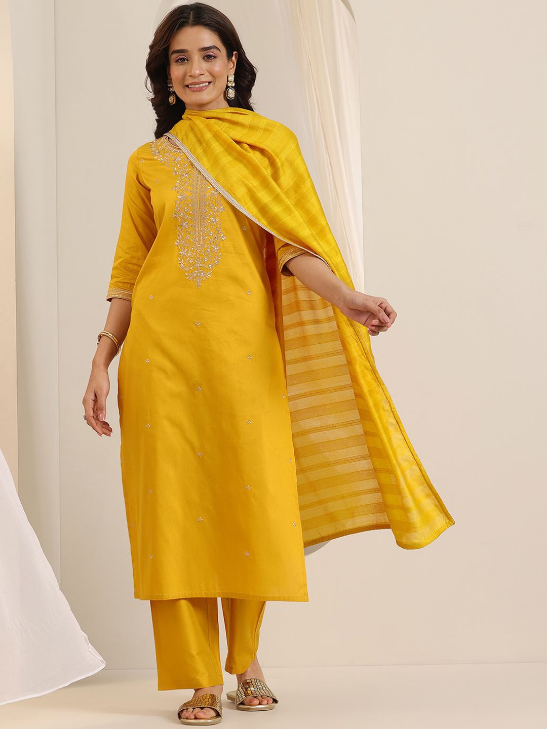 

Libas Floral Embroidered Notch Neck Sequinned Kurta With Trousers & Dupatta, Mustard