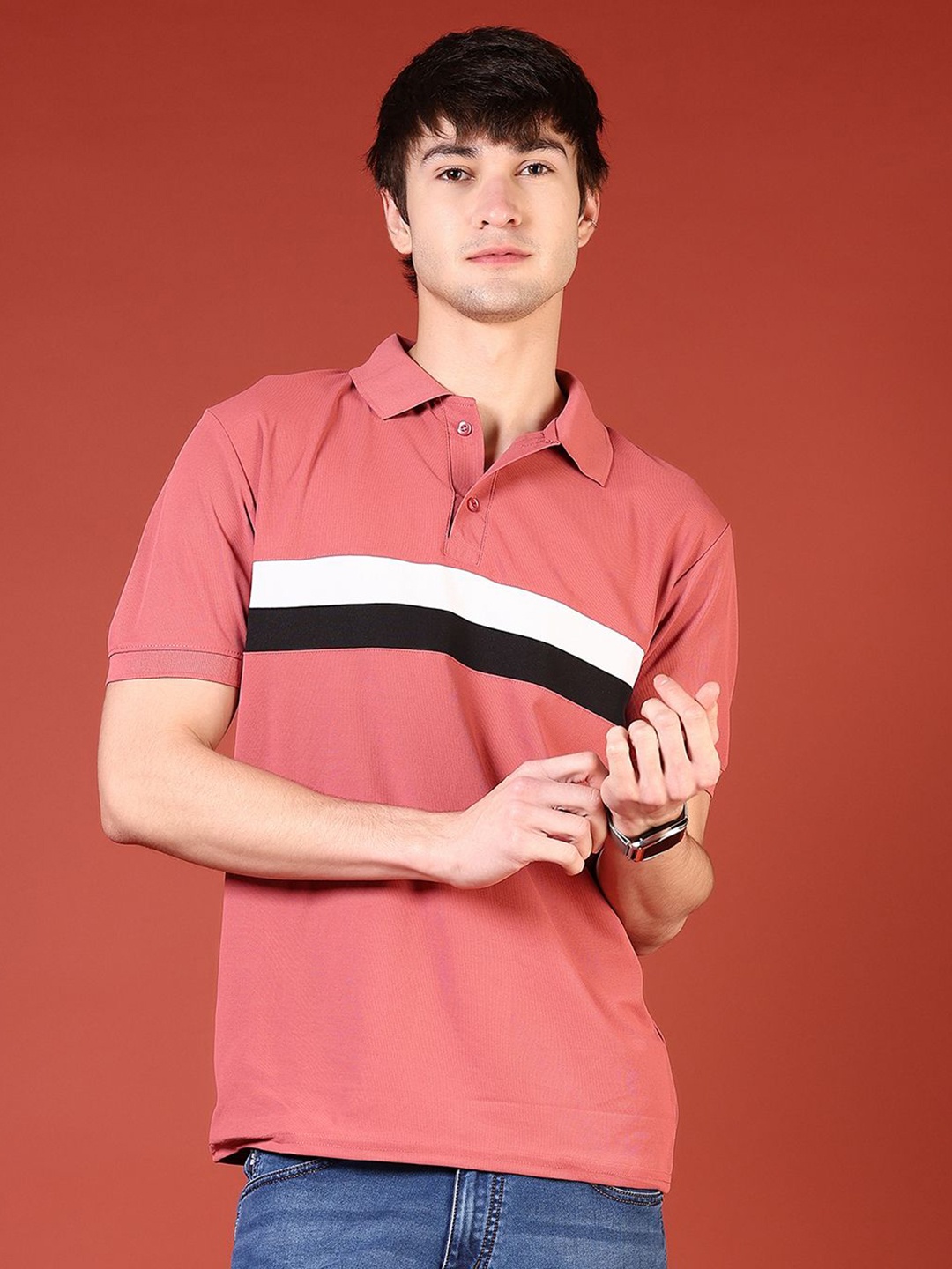 

V-Mart Men Colourblocked Polo Collar Applique Slim Fit T-shirt, Pink