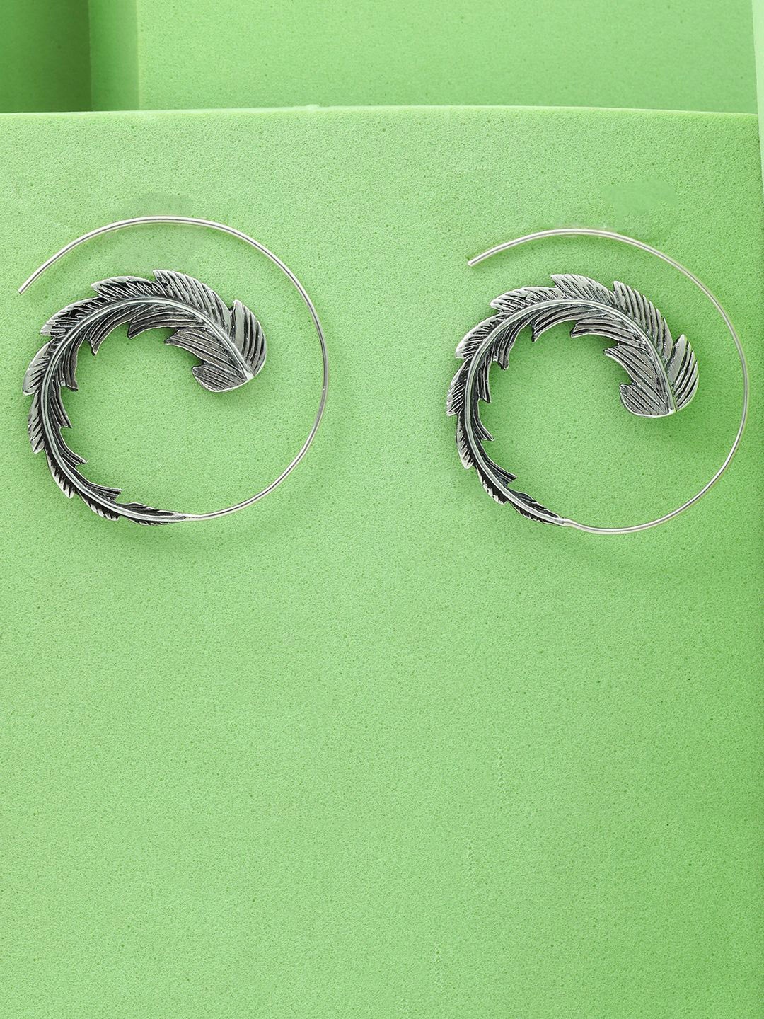 

MAIRA 925 Sterling Silver Rhodium-Plated Circular Shaped Drop Earrings