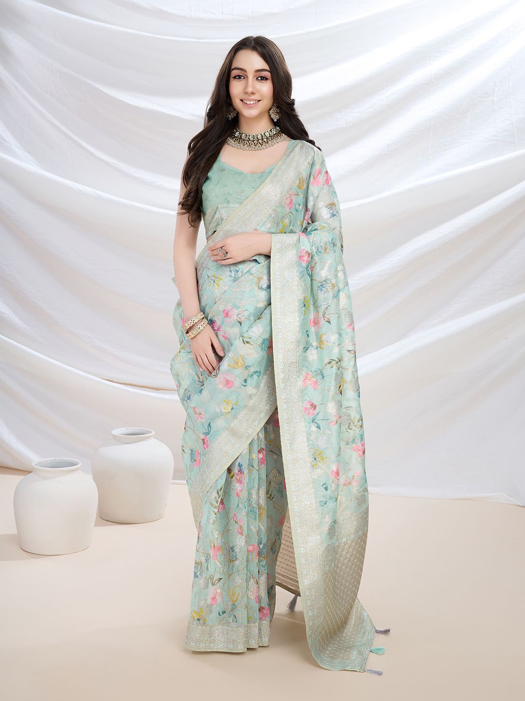 

Ishin Floral Zari Pure Cotton Saree, Teal