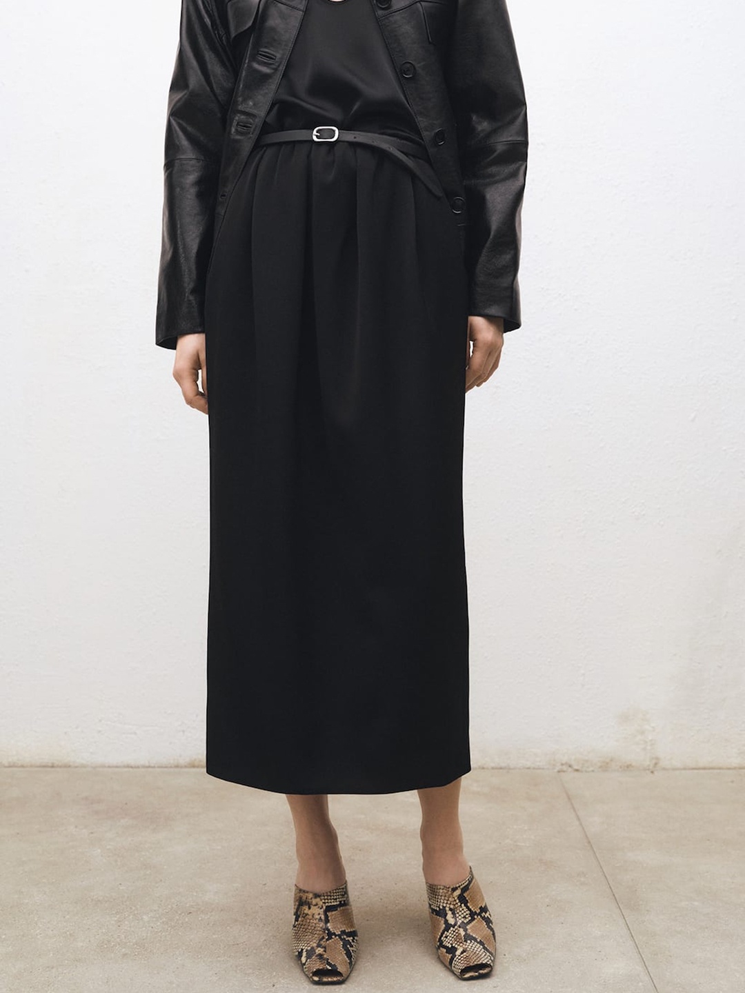 

MANGO Wool Blend Straight Gather Detailed Midi Skirt, Black