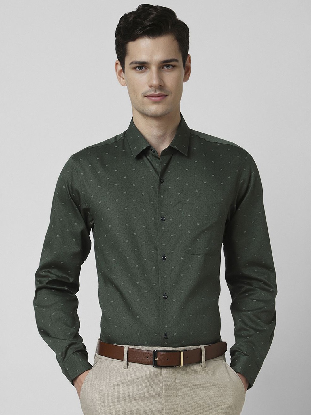

Peter England Men Slim Fit Opaque Printed Formal Shirt, Green