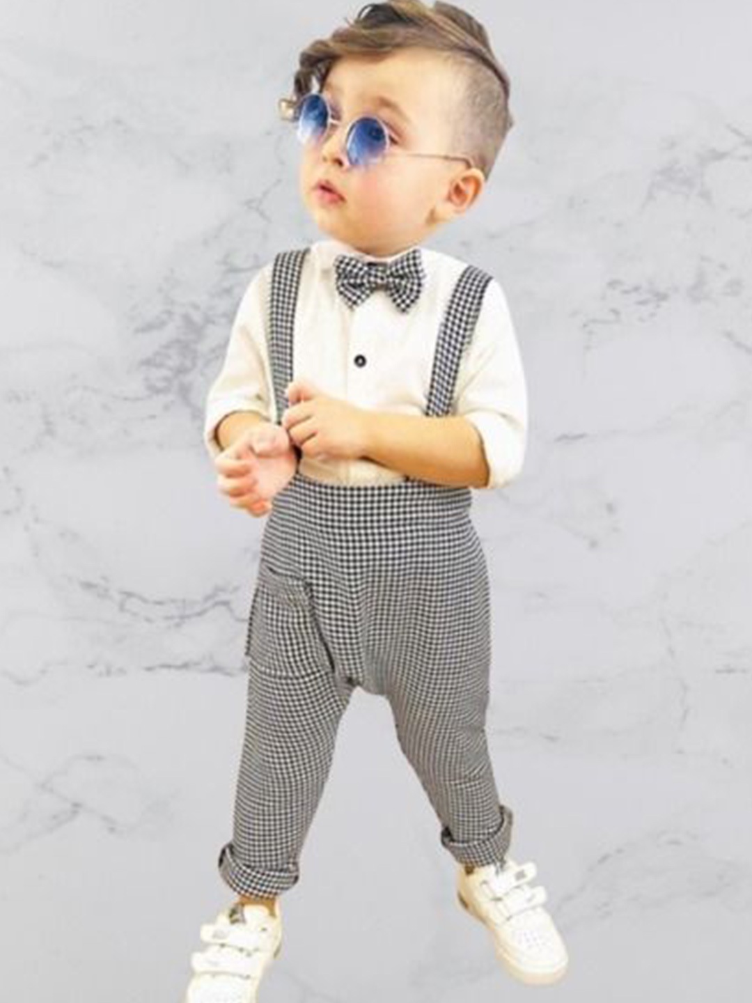 

Catty Boys Checked Shoulder Straps Dungaree With Shirt & Bow Tie, White