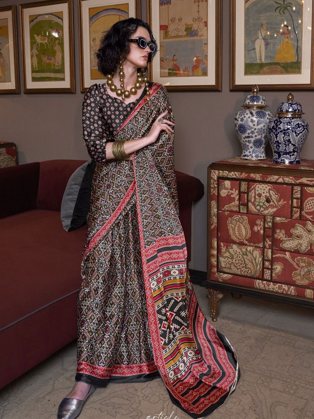 

Anouk Floral Pure Crepe Saree, Red