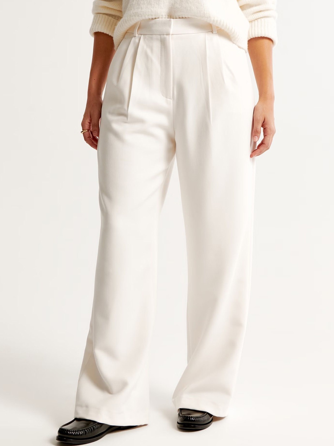 

FNOCKS Women Ultra Flared High-Rise Pleated Trousers, White