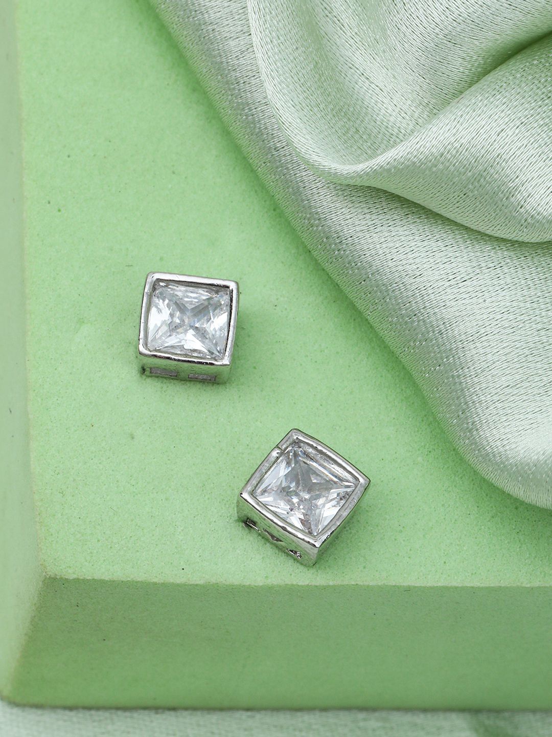 

MAIRA 925 Sterling Silver Rhodium-Plated Cubic Zirconia Stones Studded Square Studs