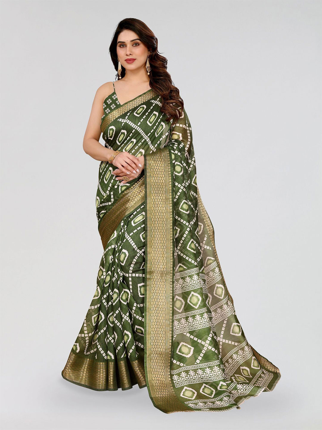 

Moda Rapido Bandhani Zari Saree, Green