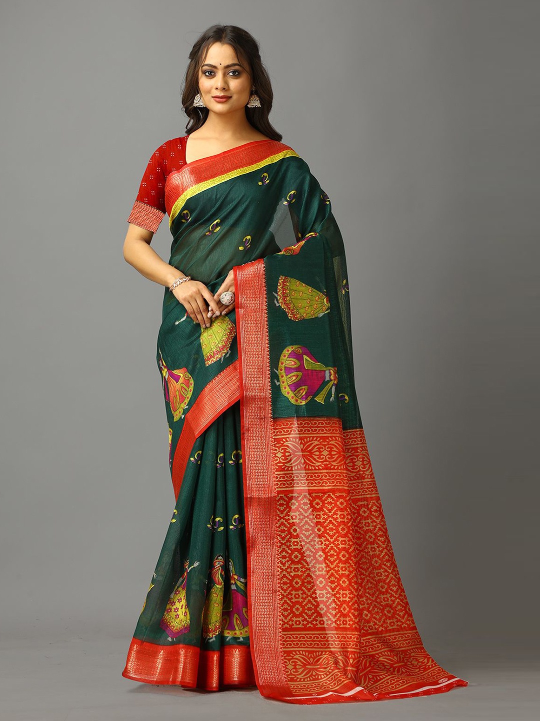 

A.V.M. SILK MILLS Ethnic Motifs Zari Saree, Green