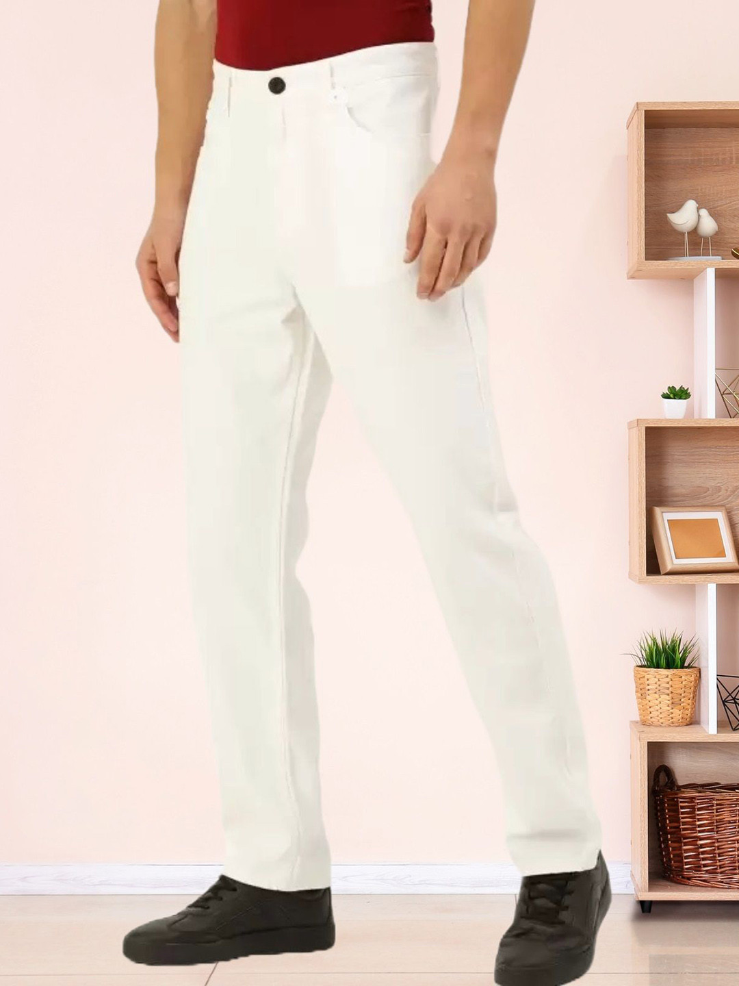 

LINARIA Men Classic Slash Knee Jeans, White