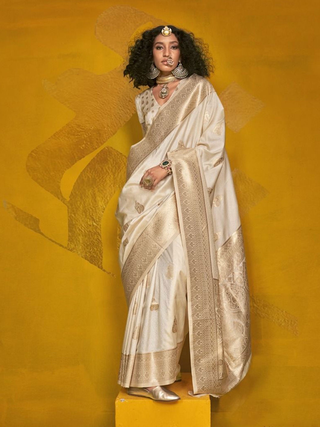 

Anouk Woven Design Zari Silk Blend Banarasi Saree, Off white