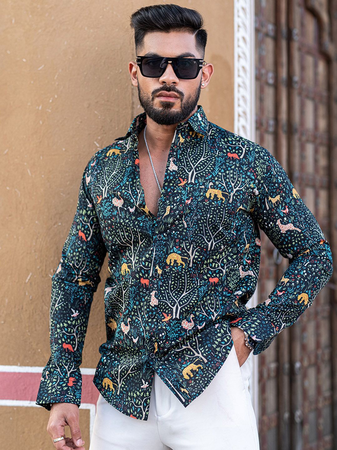 

Tistabene Men Floral Opaque Printed Casual Shirt, Black